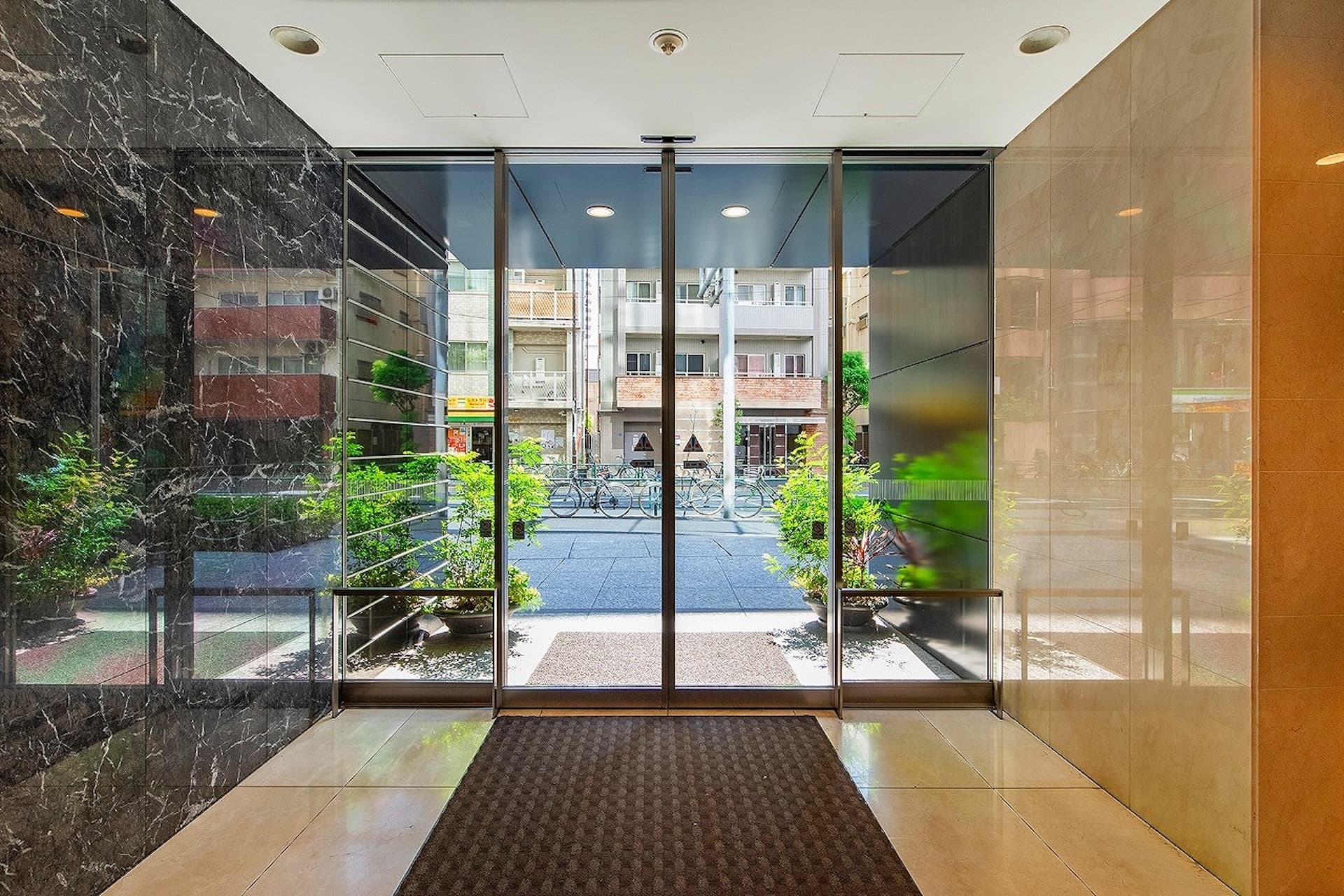 PLATINE SHINJUKU - SHINTOSHIN 15.jpg