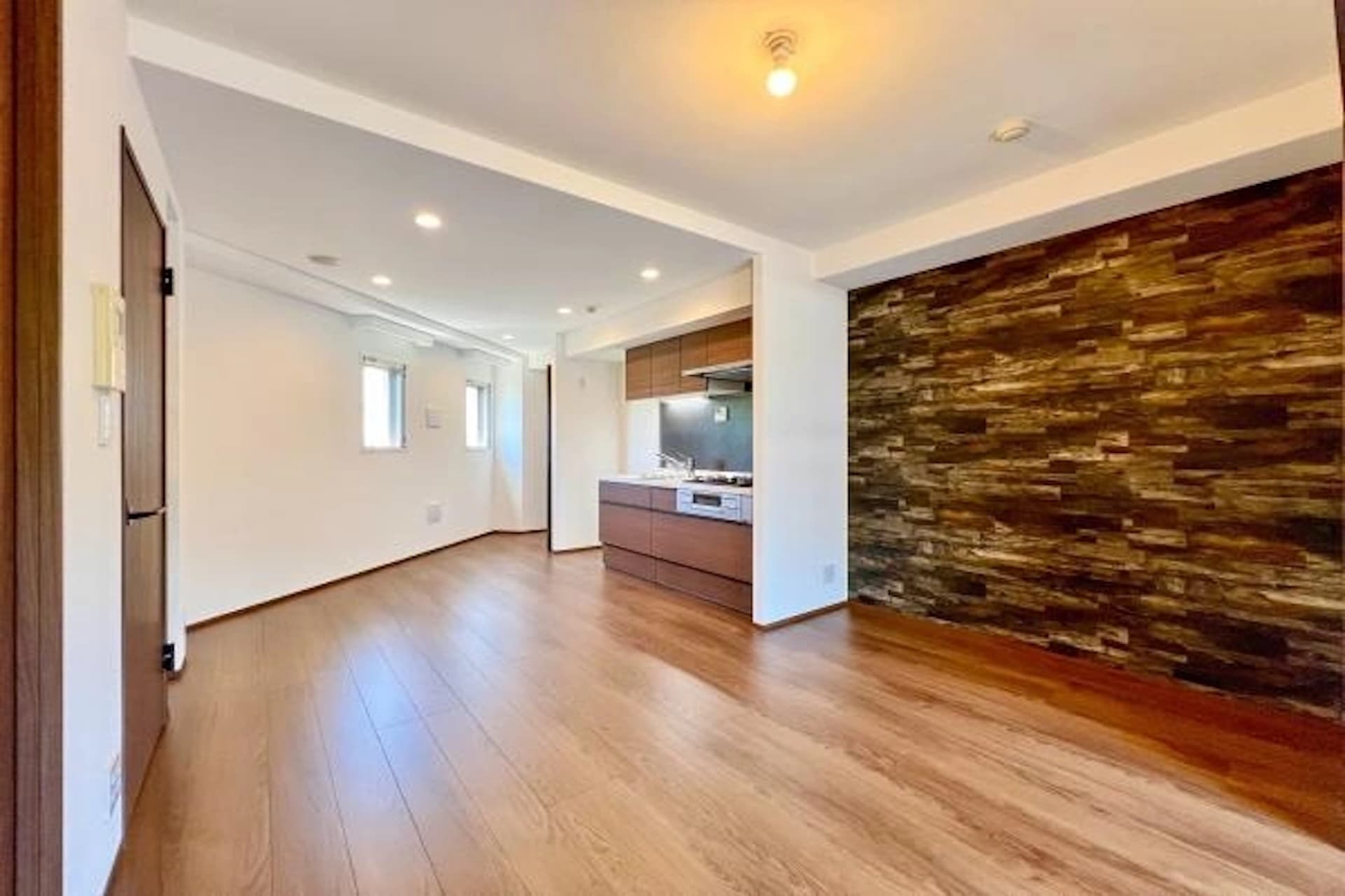 Clover Roppongi11.jpg