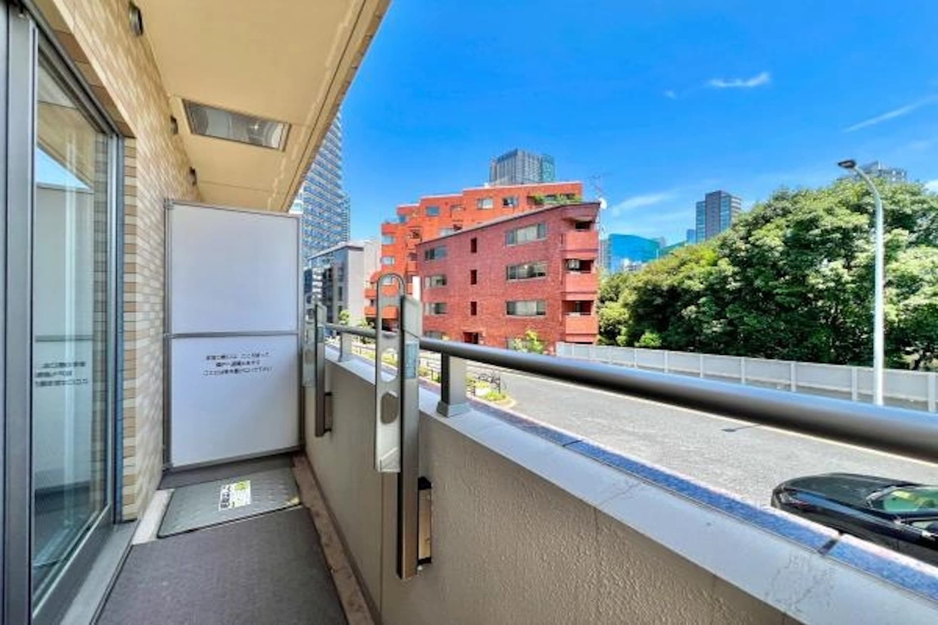 Clover Roppongi18.jpg