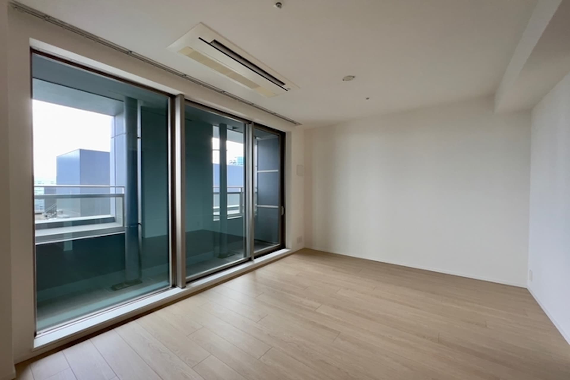 Park Court Shibuya The Tower4.jpg