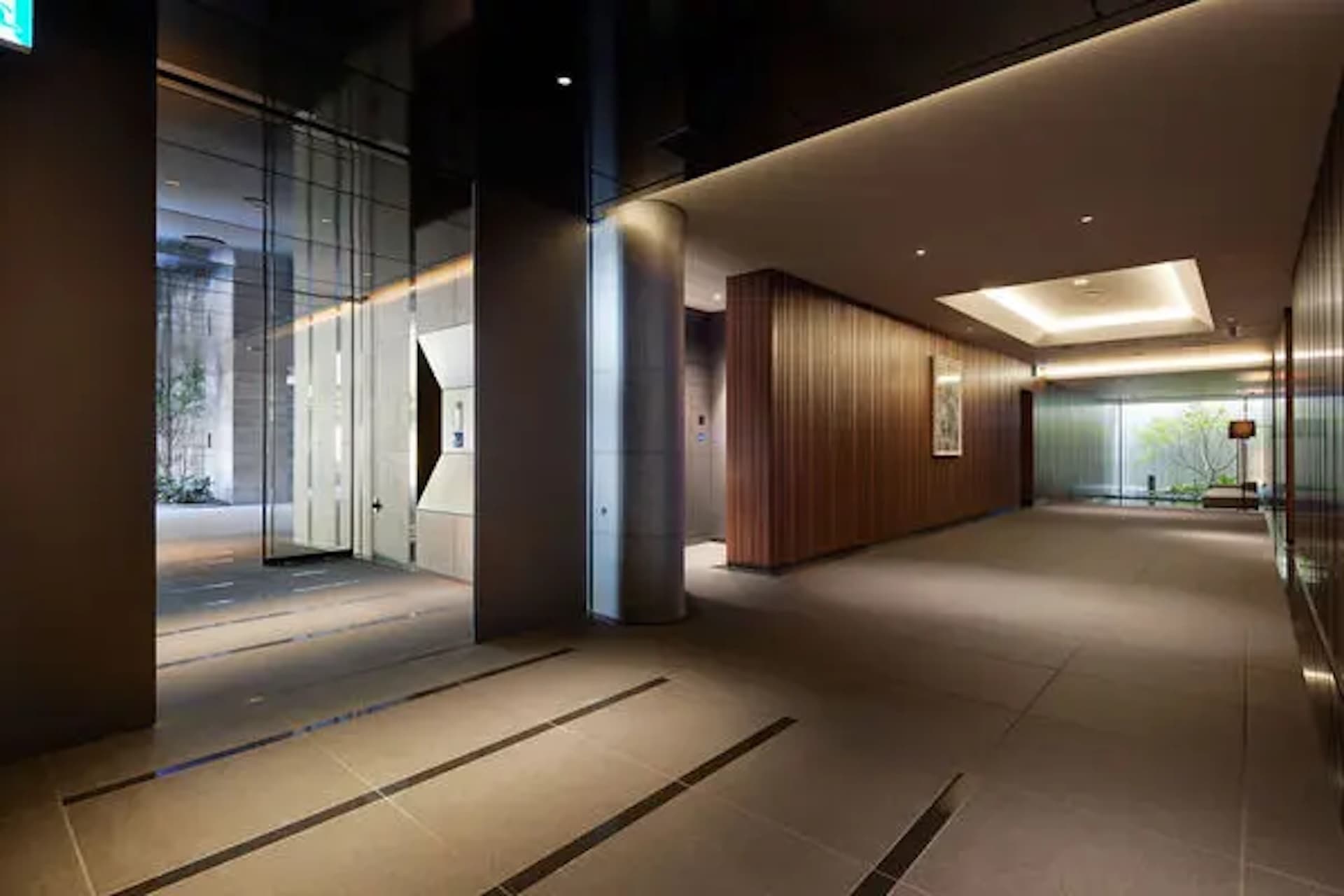 Park Court Shirokane Chojamaru18.jpg