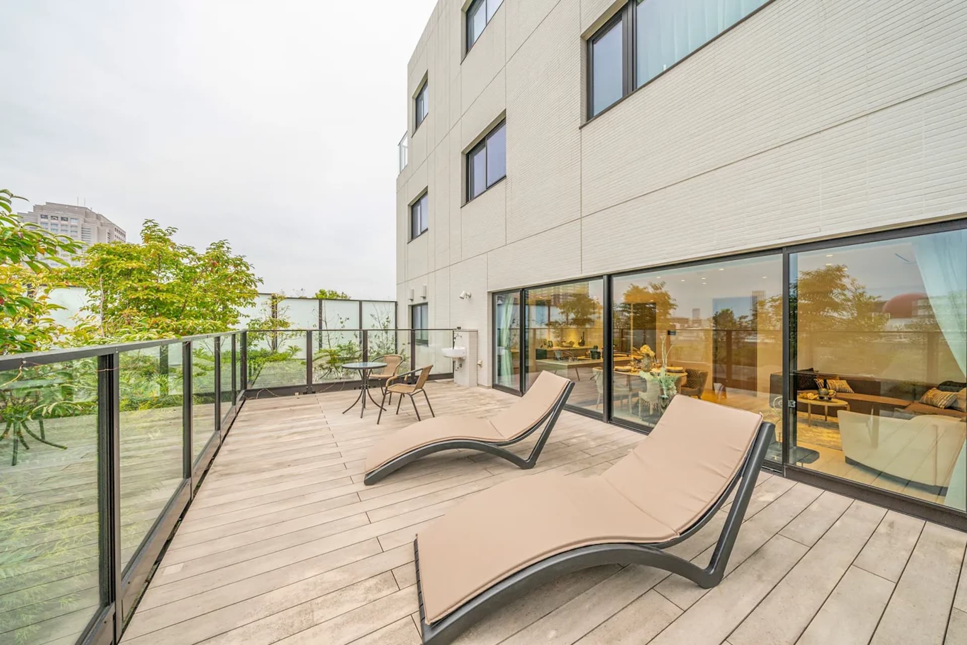 Park Court Shirokane Chojamaru12.jpg