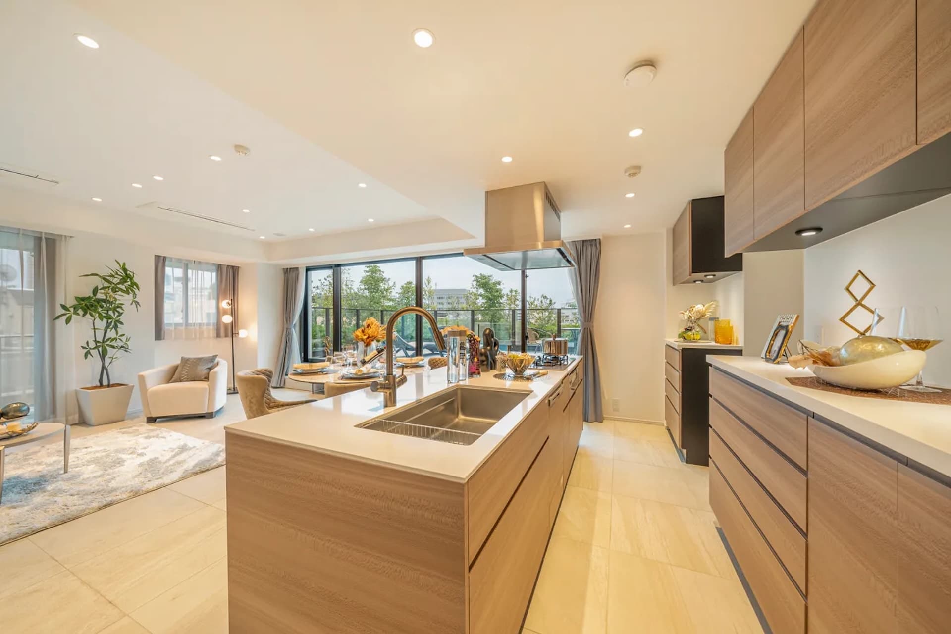 Park Court Shirokane Chojamaru3.jpg