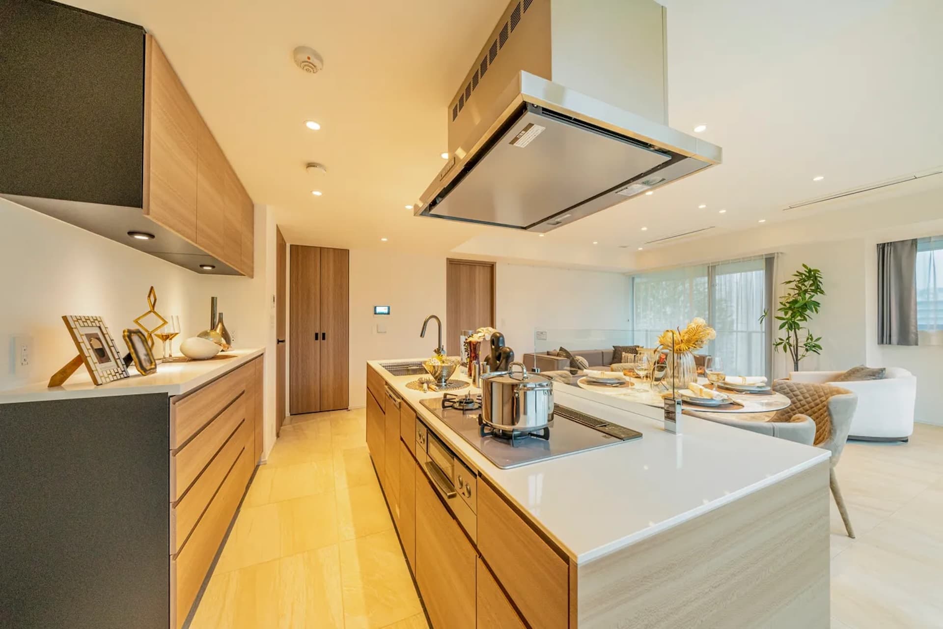 Park Court Shirokane Chojamaru13.jpg