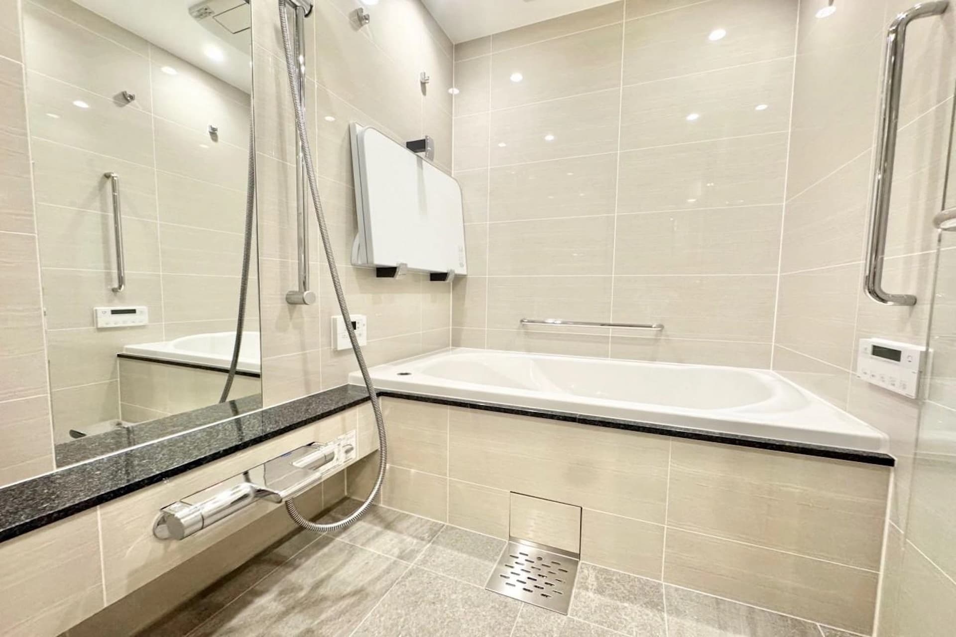 Proud Tower Shibuya 1.jpg