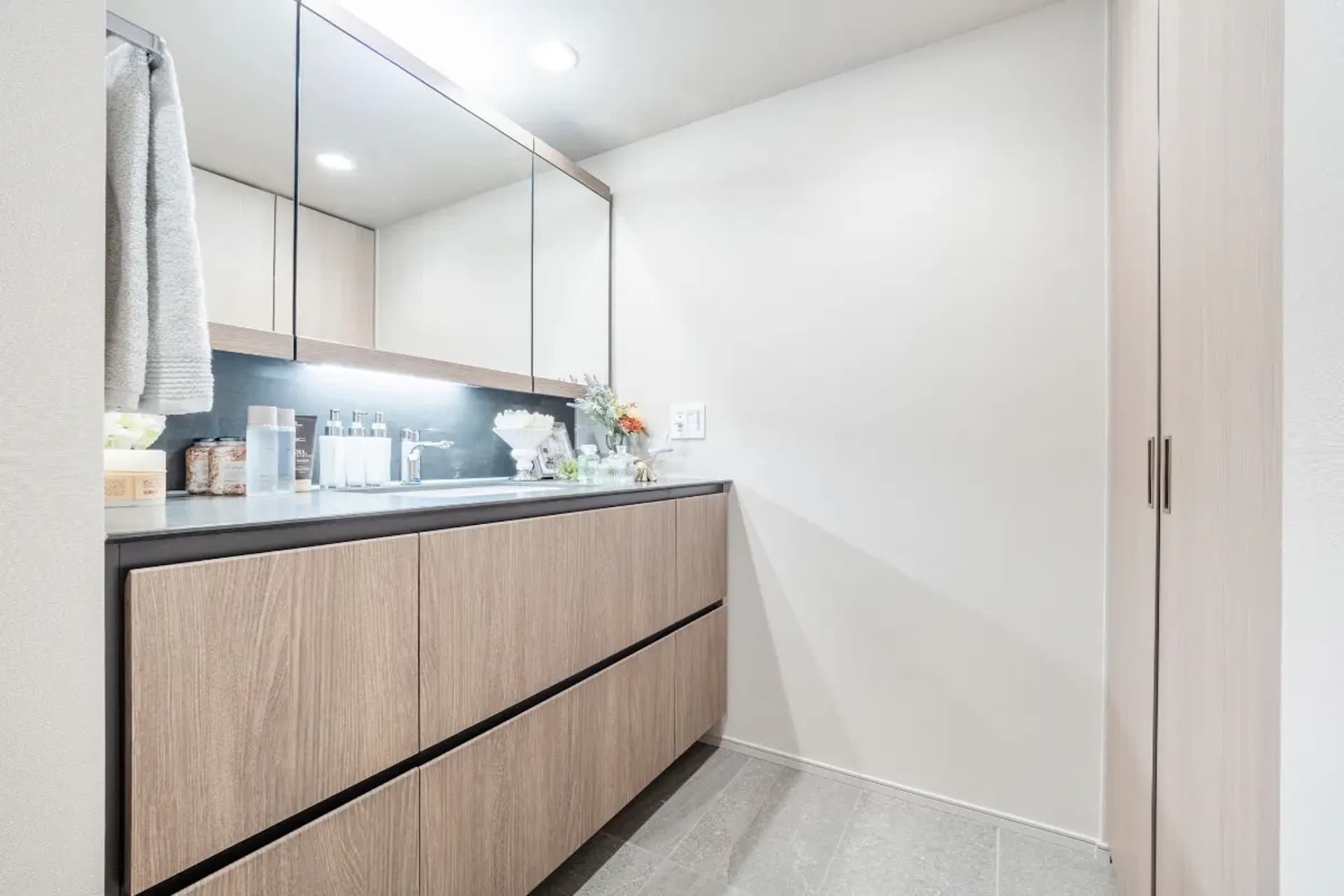 Proud Tower Shibuya 4.jpg