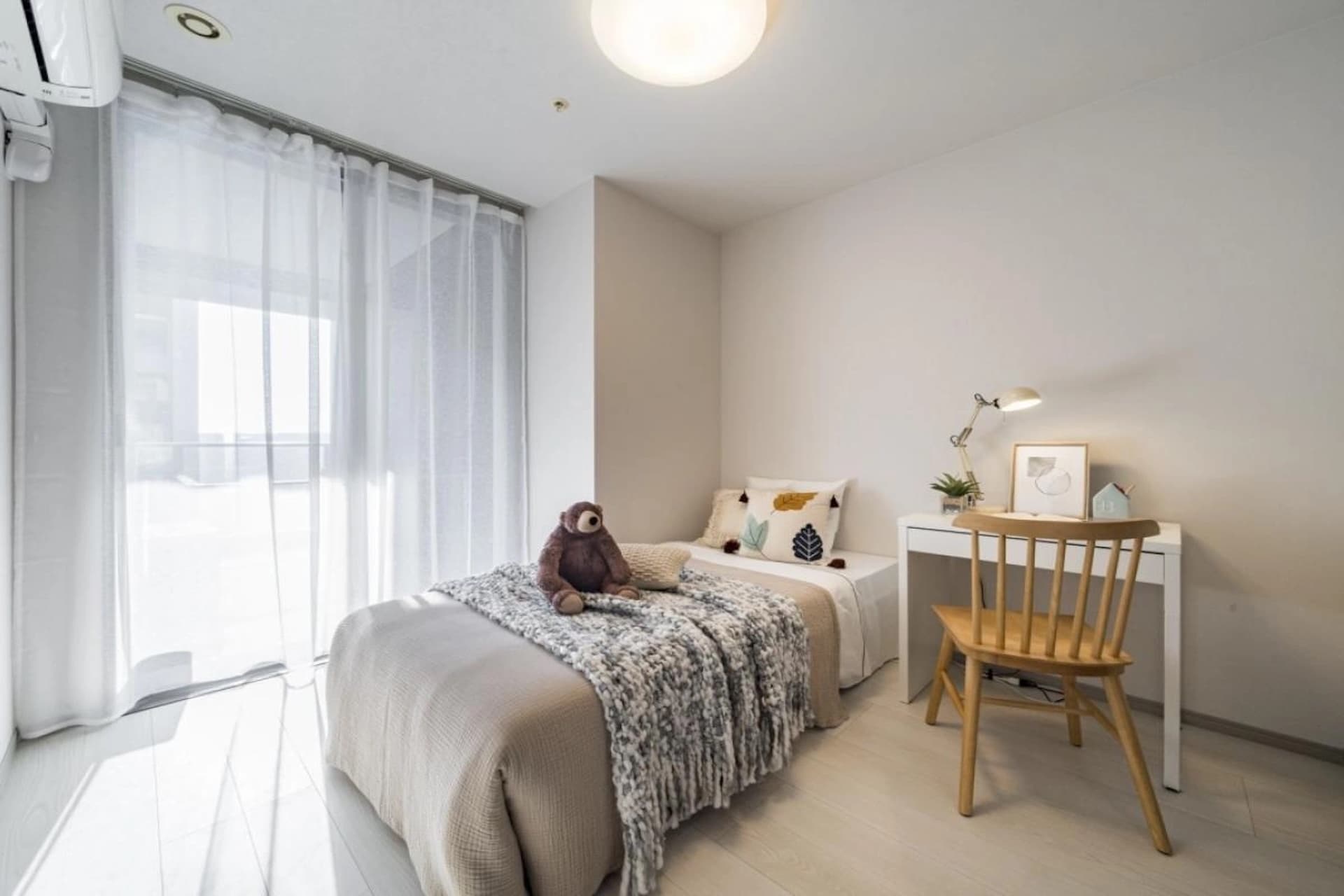 World City Towers Aqua Tower 9.jpg