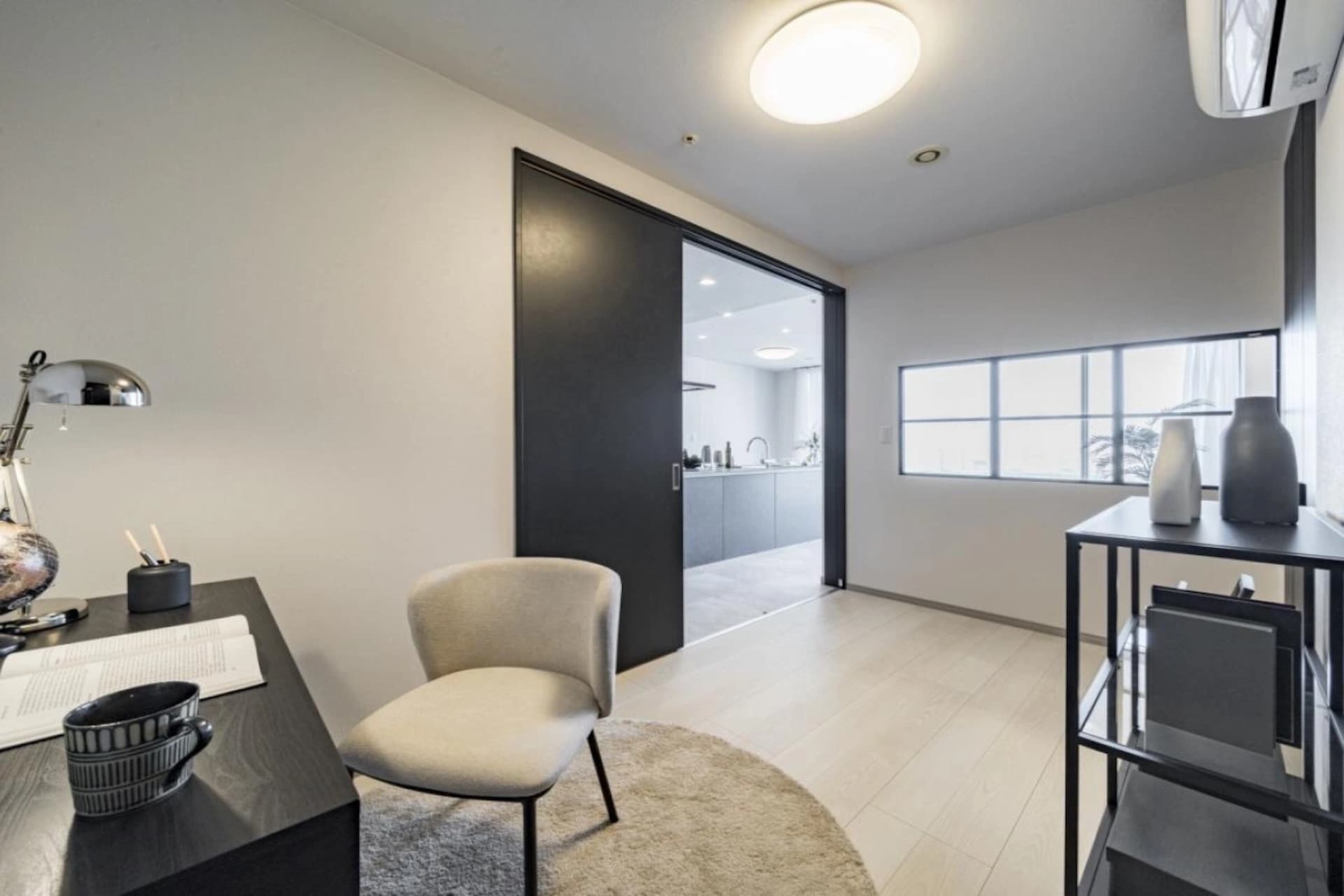 World City Towers Aqua Tower 12.jpg