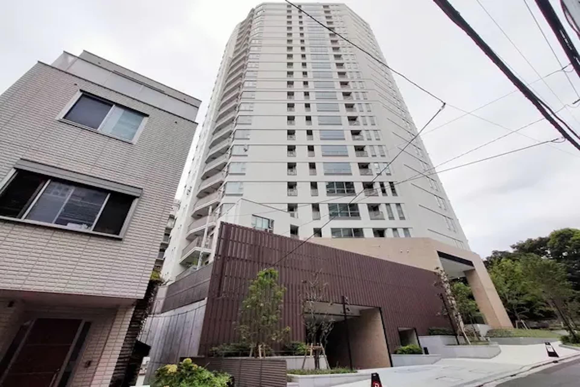 The Parkhouse Mita Tower 4.jpg