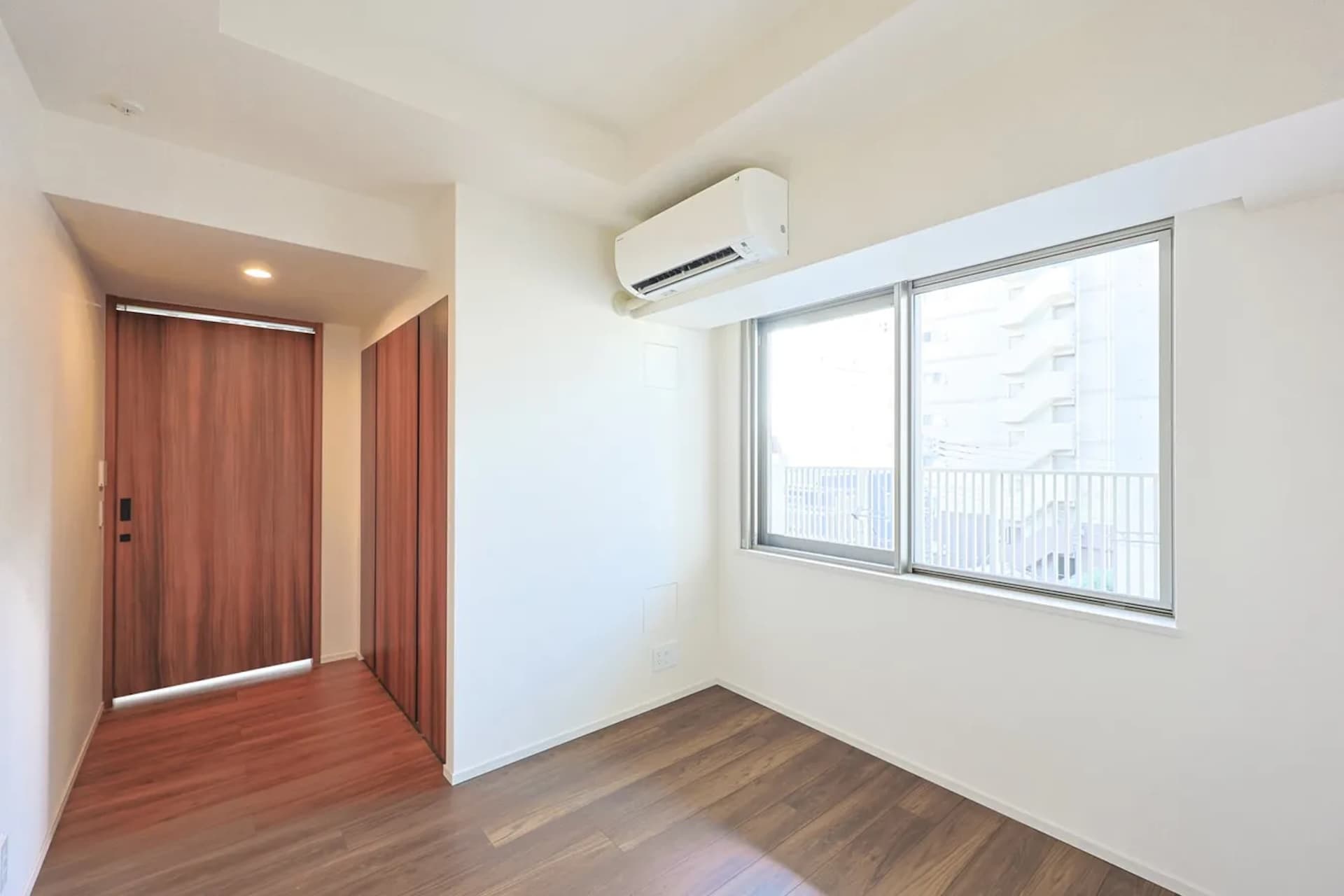 The Parkhouse Mita Tower 1.jpg