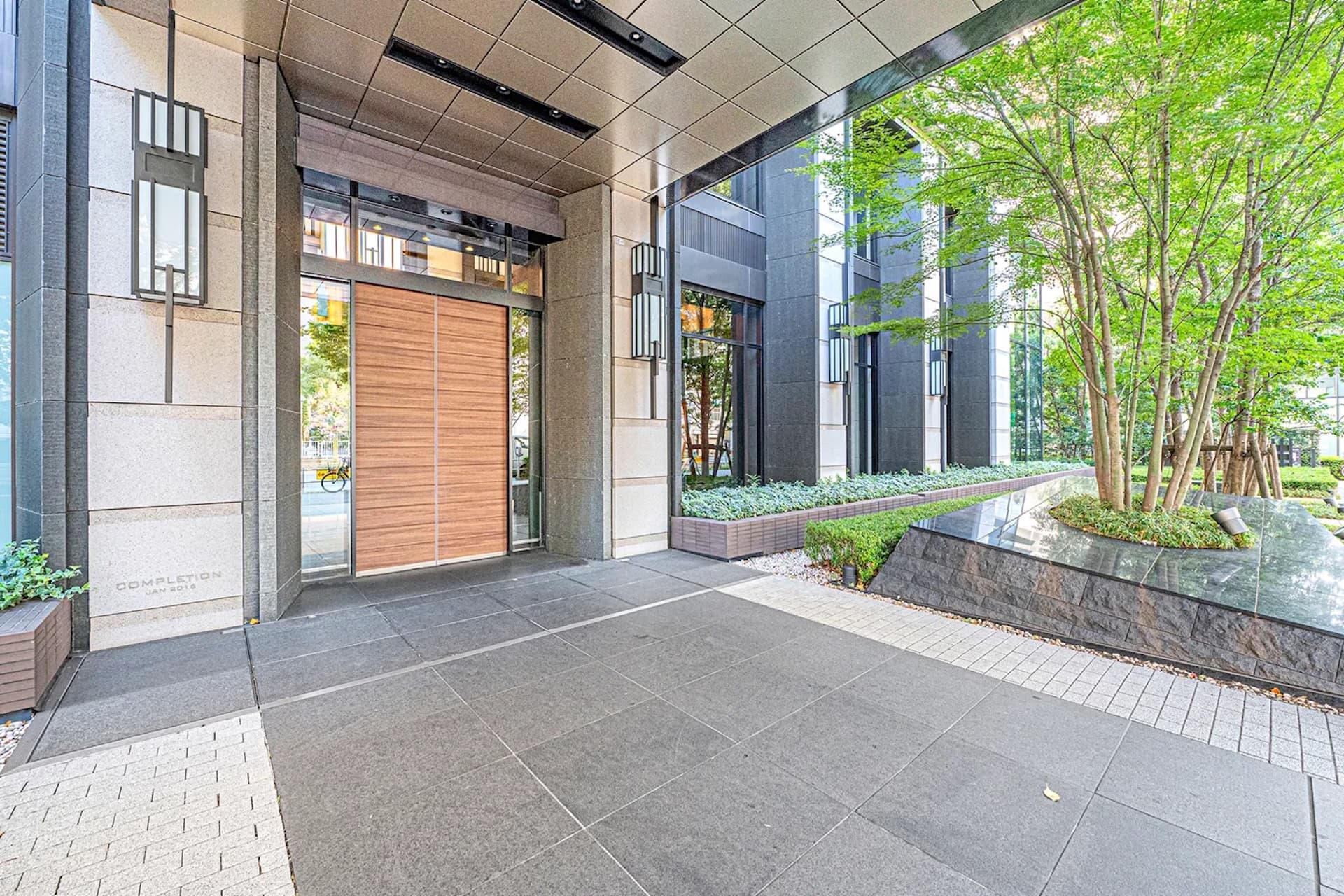 GLOBAL FRONT TOWER8.jpg