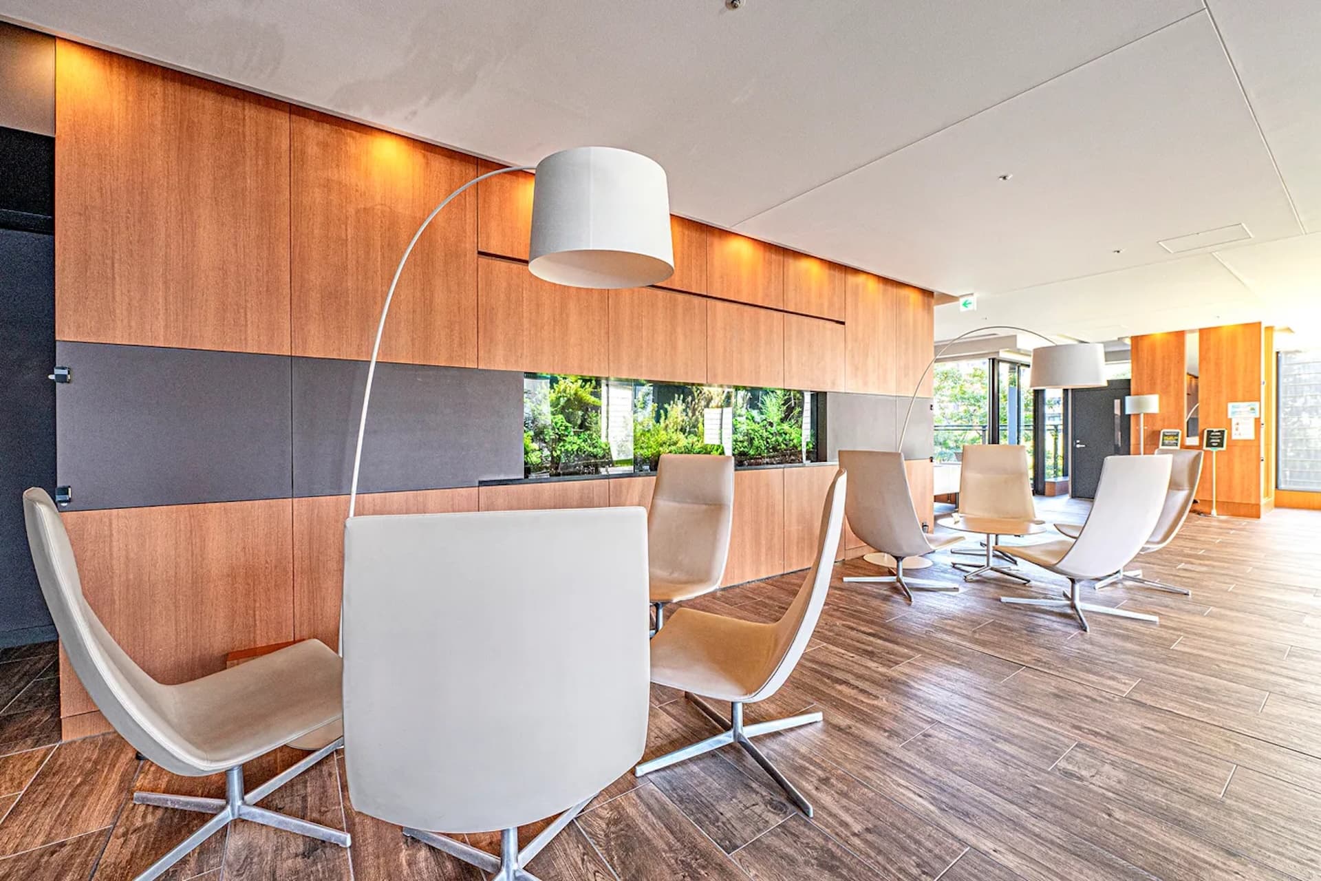 GLOBAL FRONT TOWER4.jpg