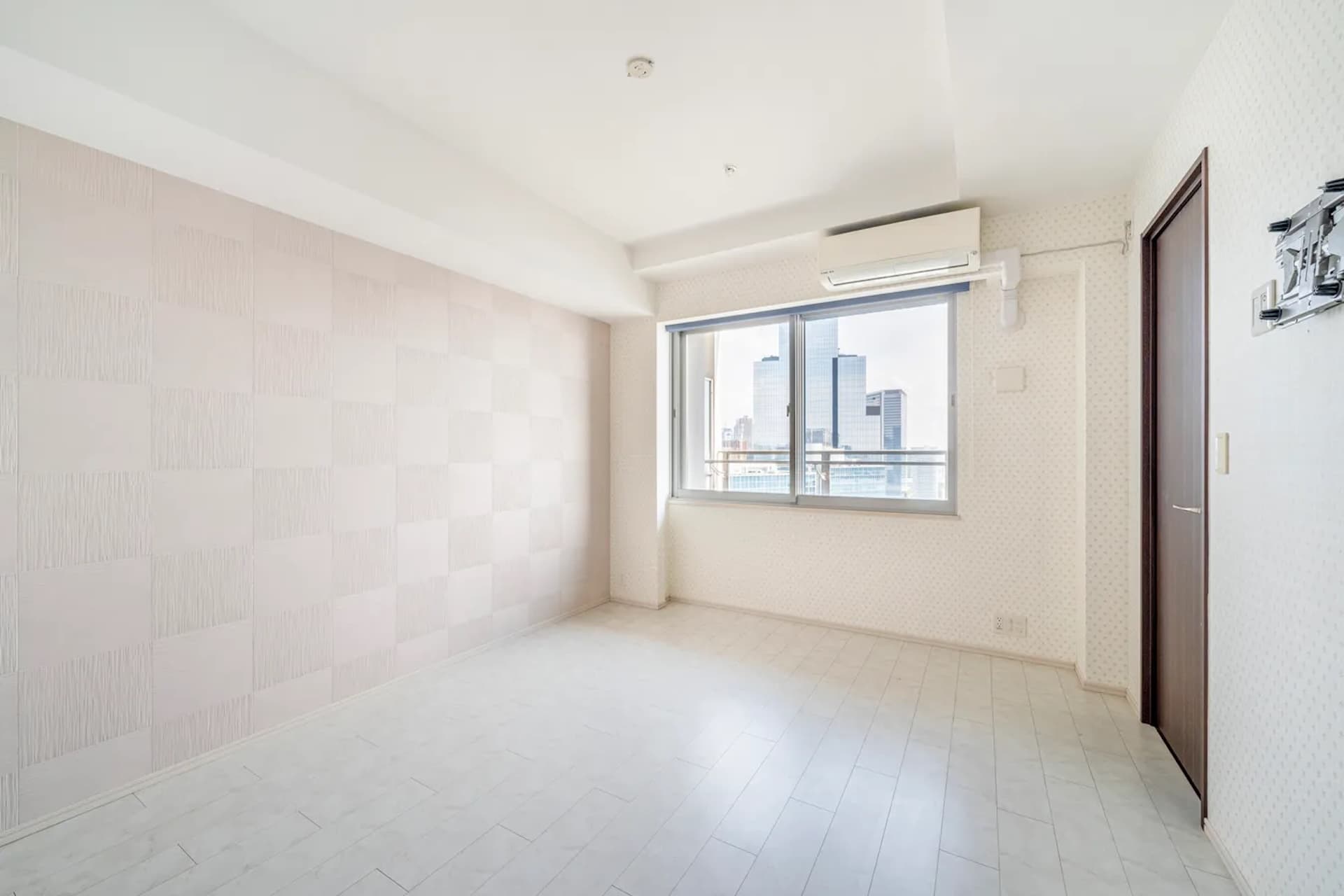 GLOBAL FRONT TOWER13.jpg