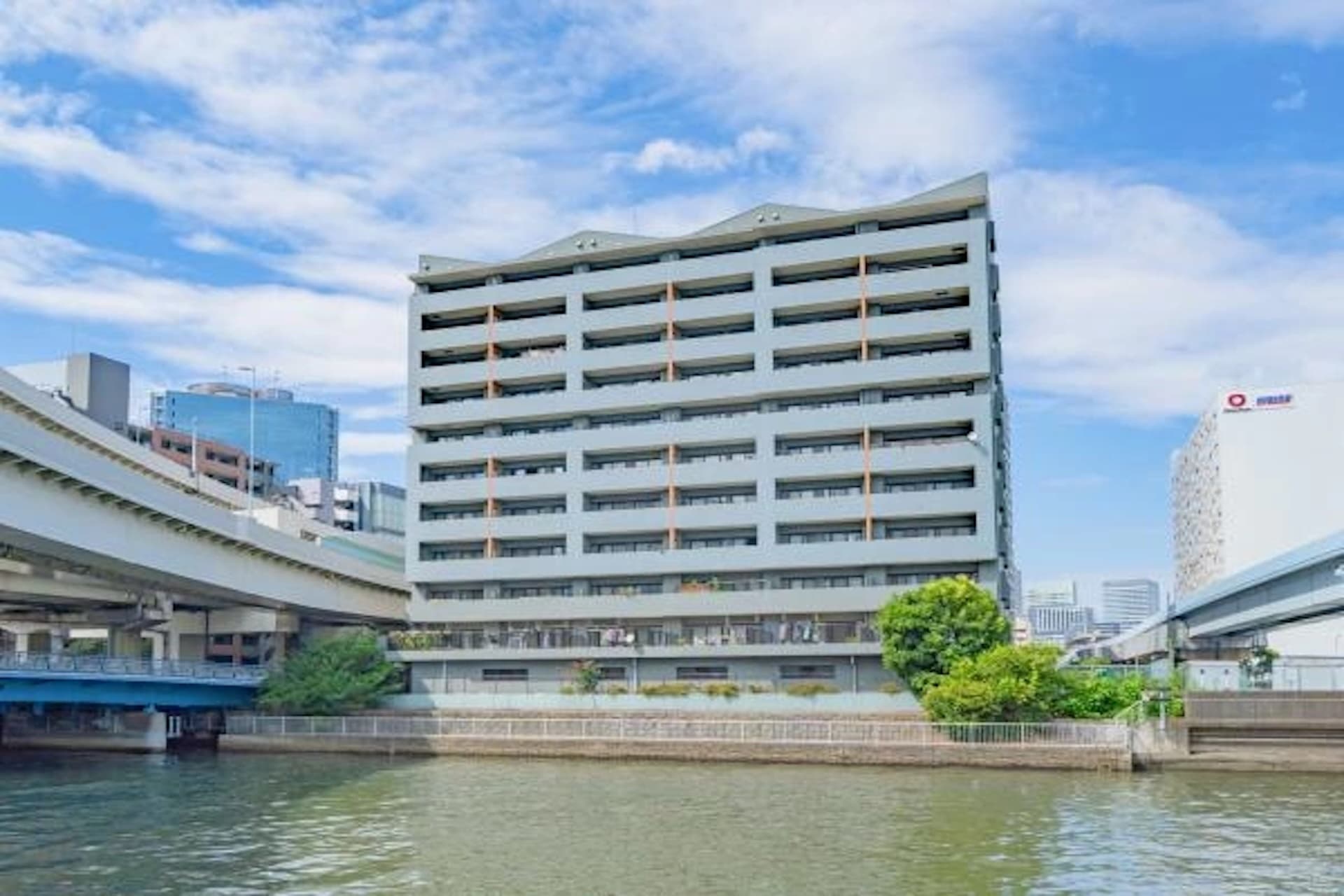 Crest Form Tamachi Bayfront Square10.jpg