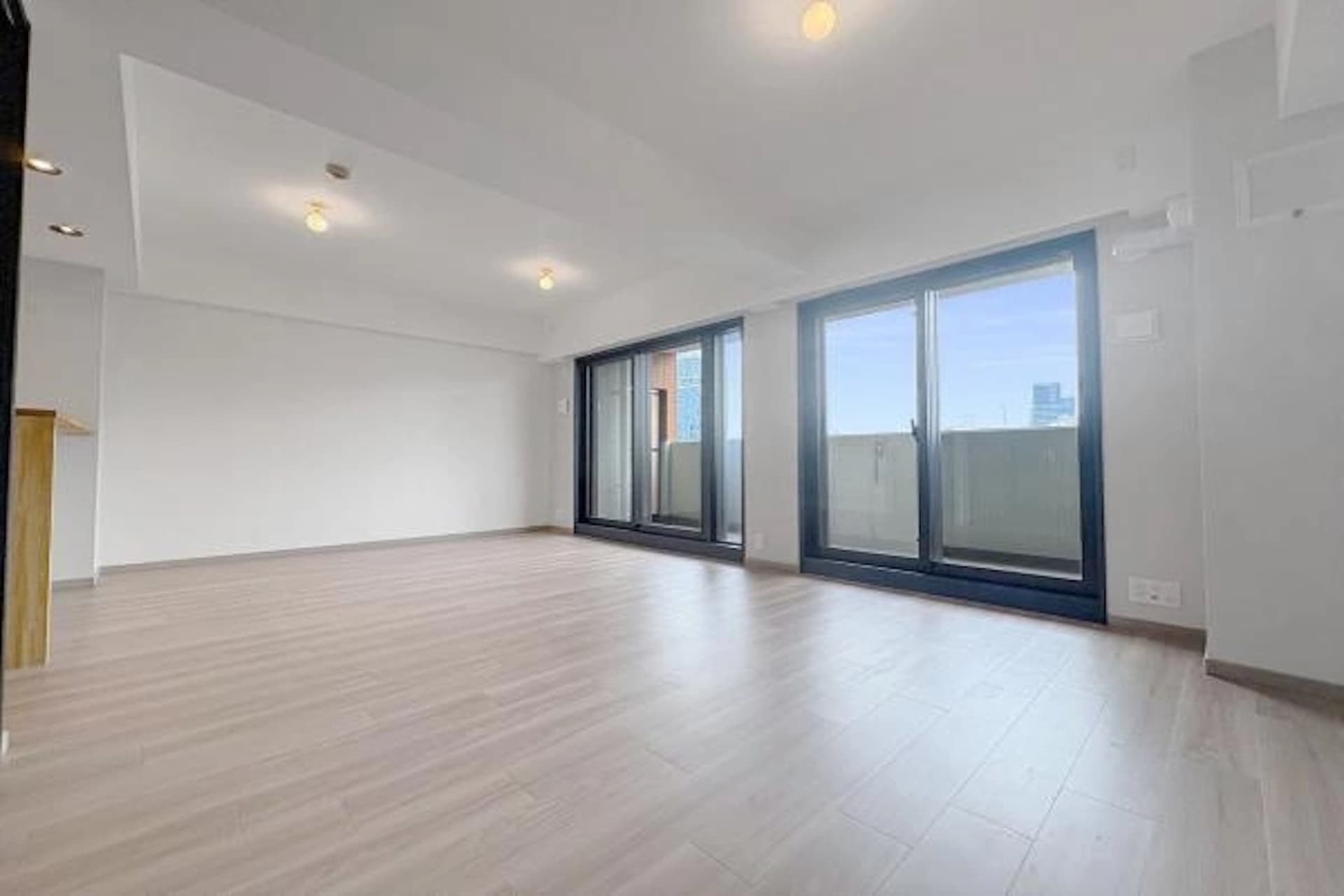 Crest Form Tamachi Bayfront Square4.jpg