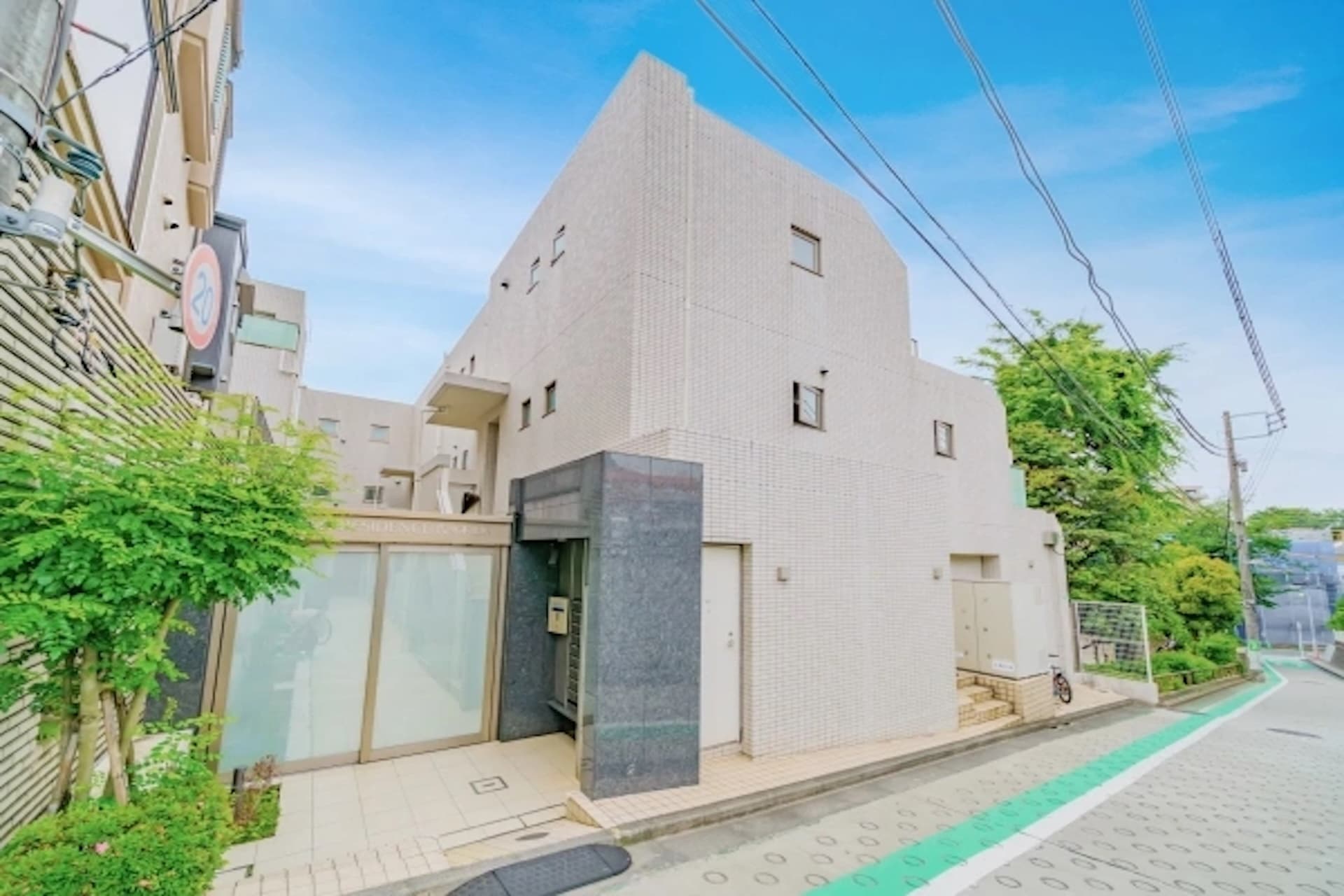 Open Residence Yoyogi Uehara2.jpg