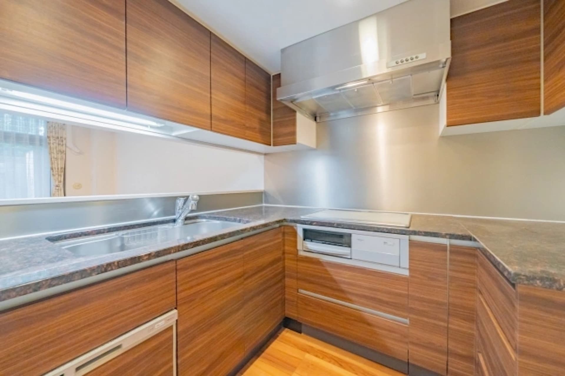 Open Residence Yoyogi Uehara10.jpg