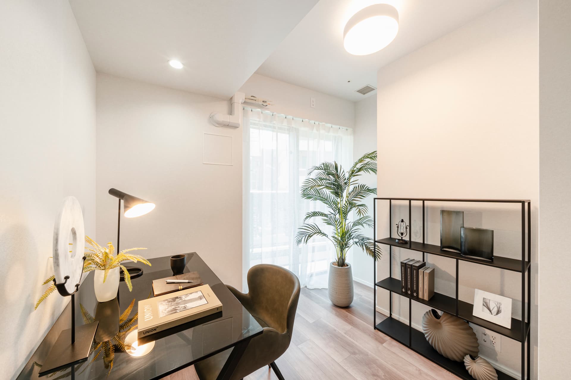 THE COURT JINGU-GAIEN13.jpg