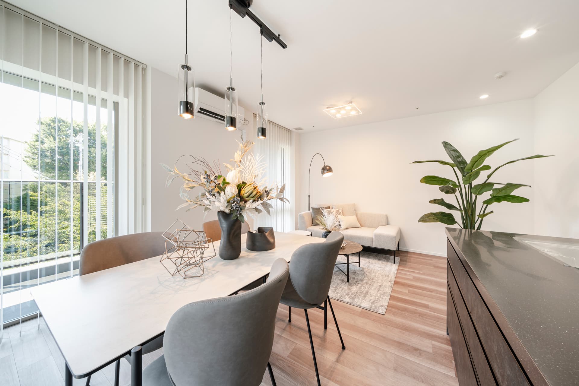 THE COURT JINGU-GAIEN6.jpg