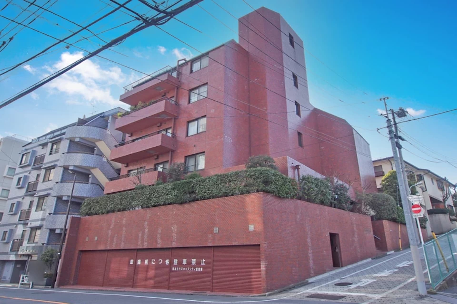 Motoyoyogi Pair City1.jpg