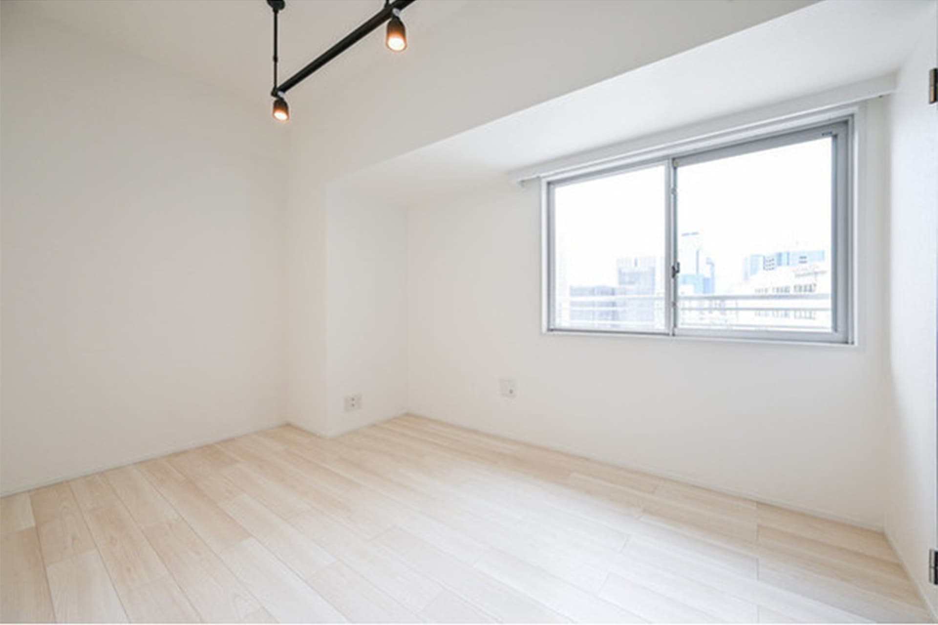 Comforia Shibaura Bauhaus 8.jpg