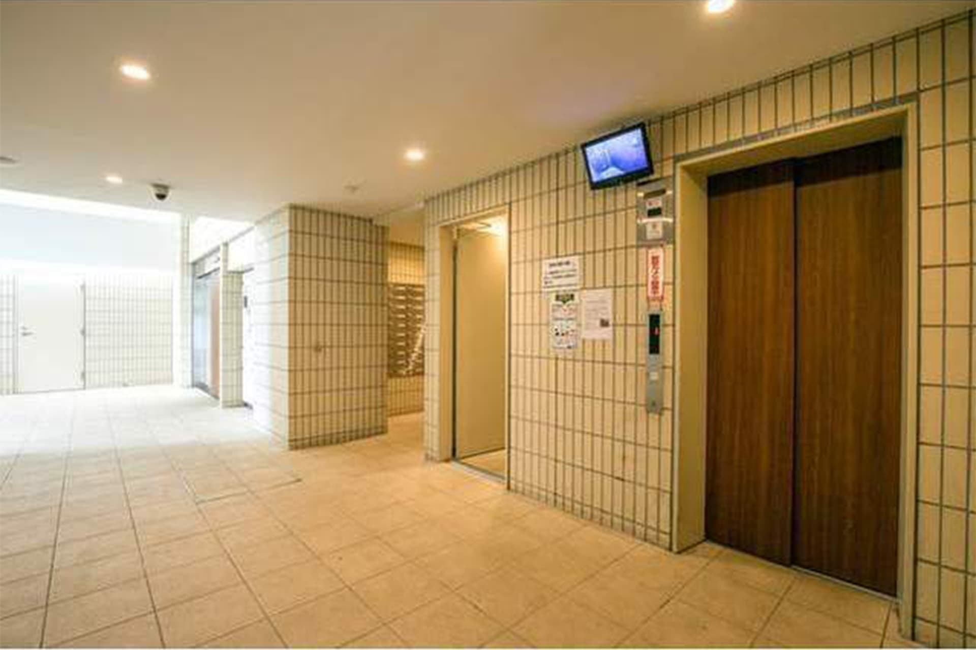 Comforia Shibaura Bauhaus 7.jpg