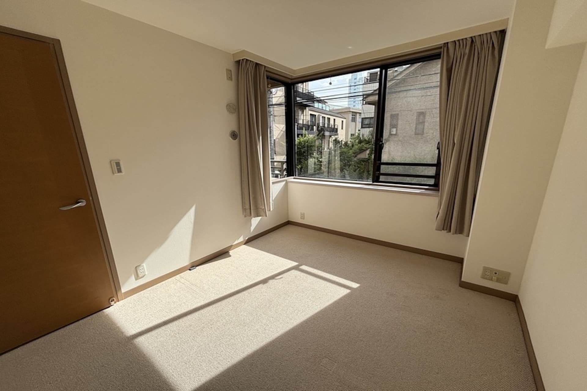 Cremage Minami Aoyama 4.jpg