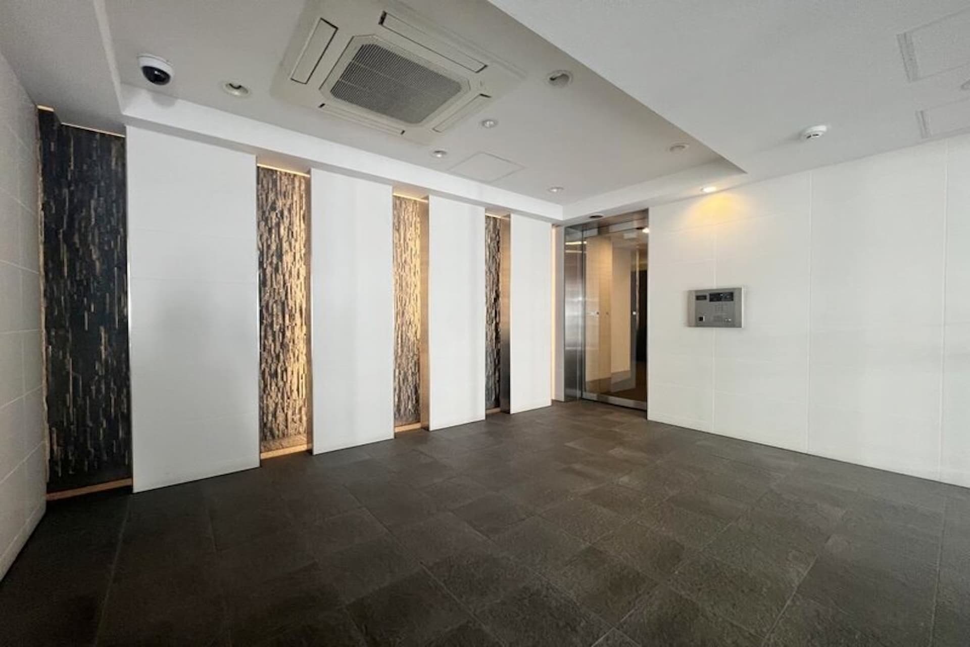 Brands Shibuya Kamiyamacho 6.jpg