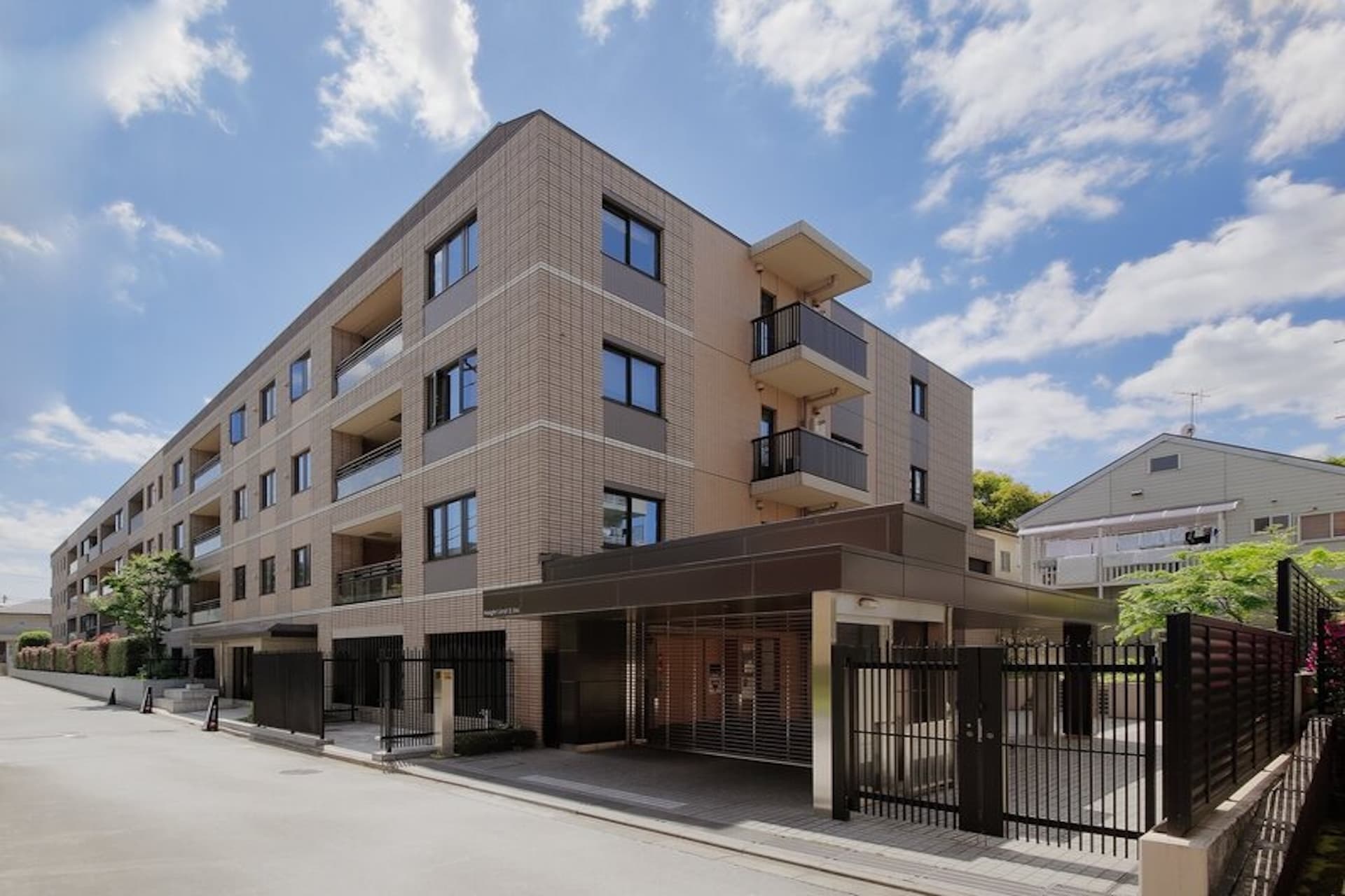 Park Court Shibuya Oyamacho The Plane 4.jpg