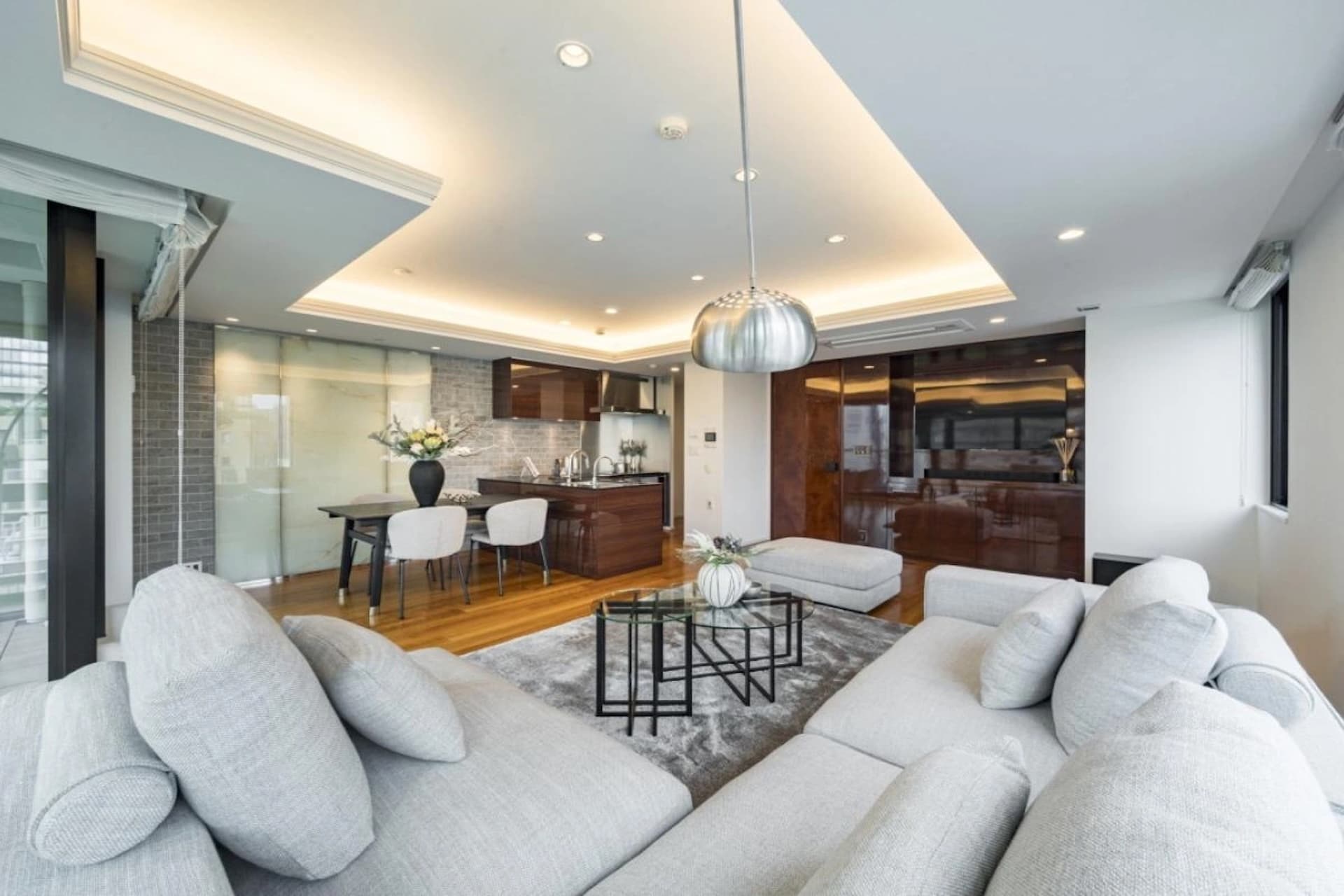 Park Court Akasaka Sakurazaka6.jpg