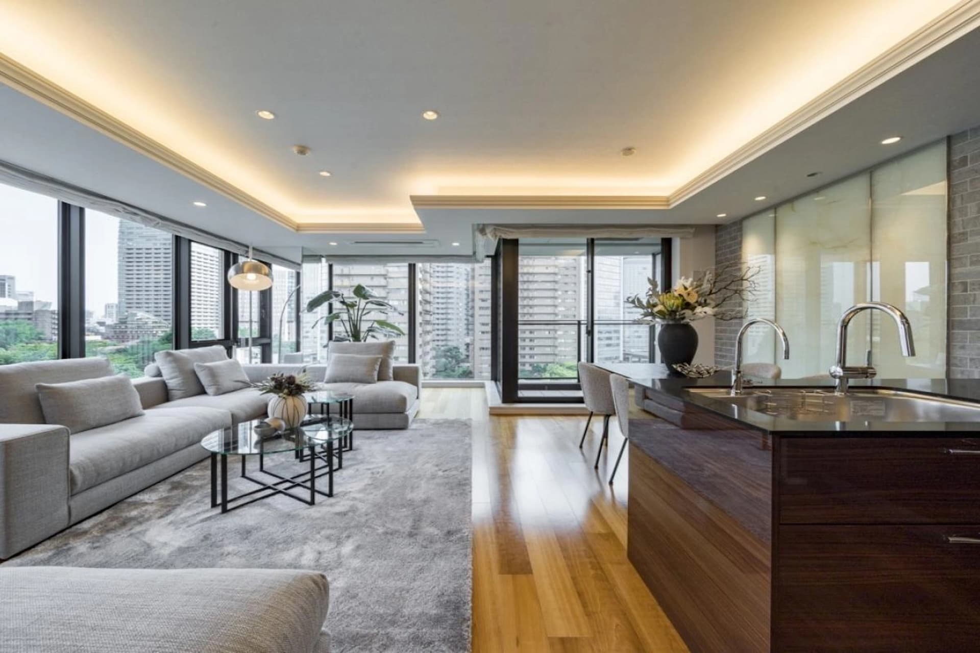 Park Court Akasaka Sakurazaka4.jpg