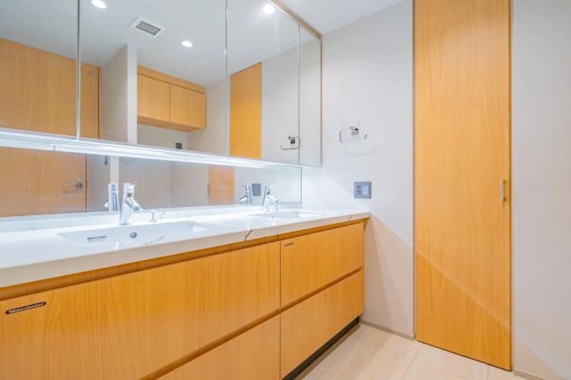 Grand Suite Azabudai Hilltop Tower18.jpg