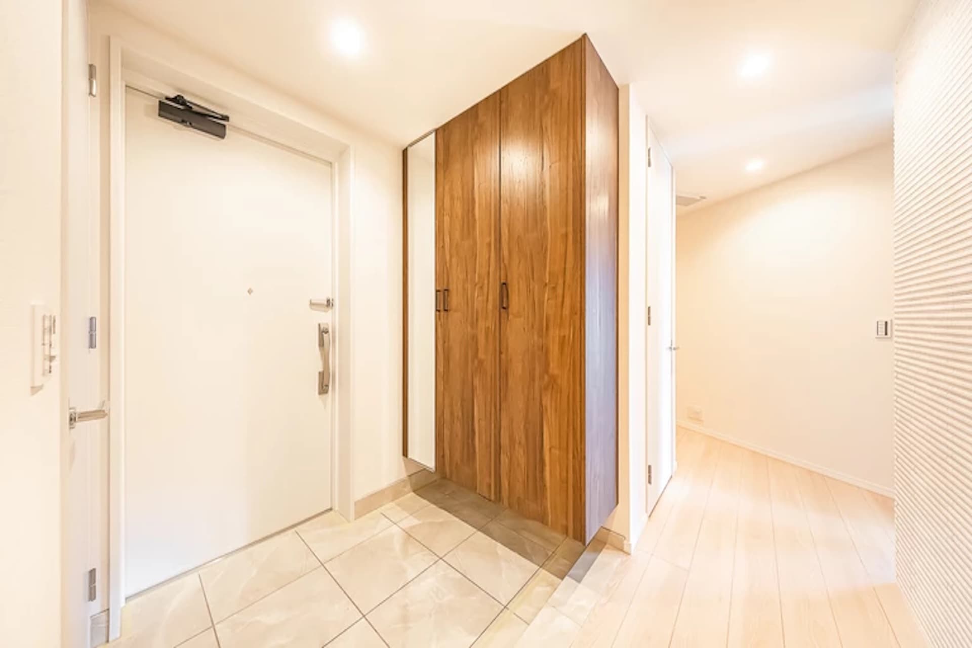 Capital Mark Tower1.jpg