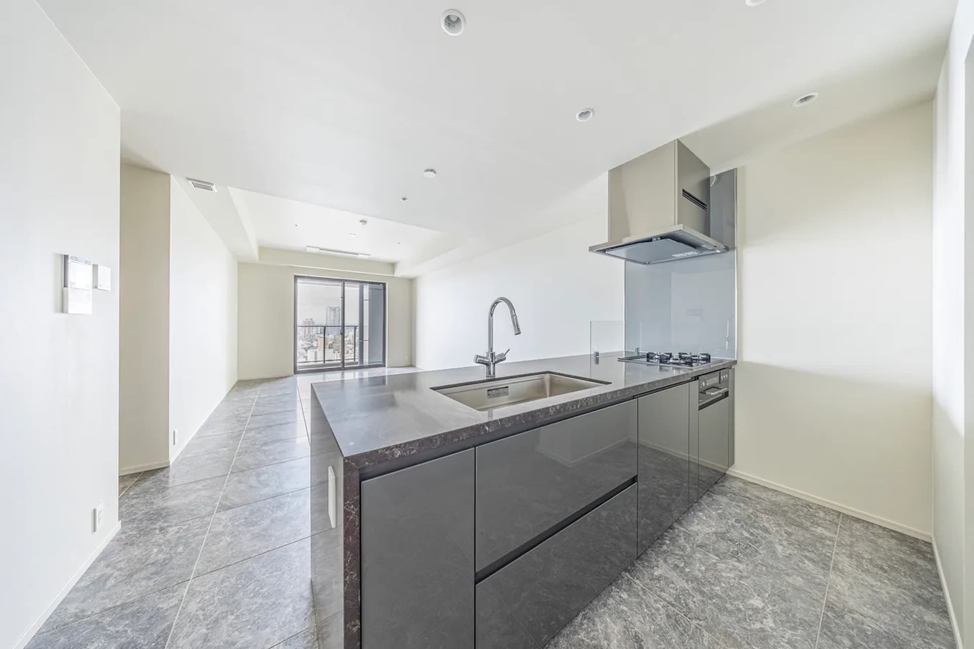 WORLD TOWER RESIDENCE 12.jpg