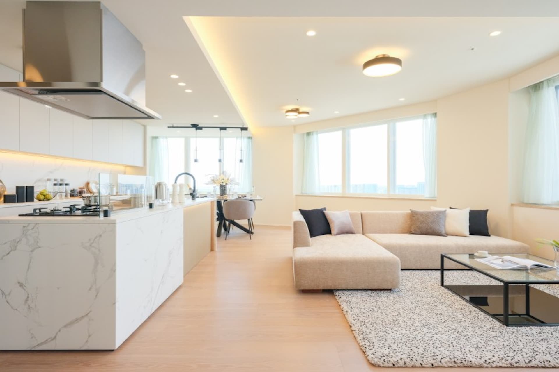 Shibaura Island Cape Tower 2.jpeg