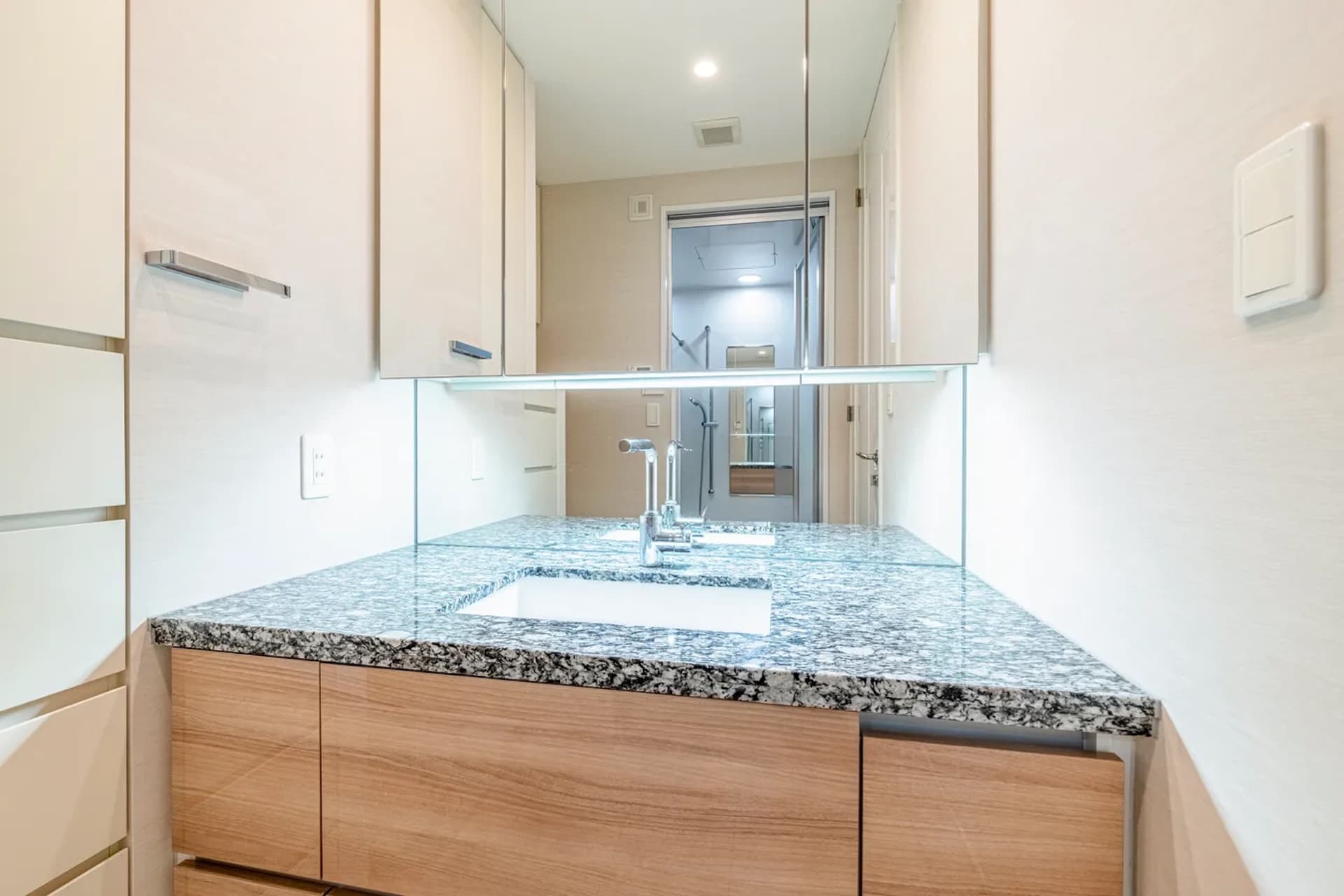 Park Court Roppongi Hilltop16.jpg