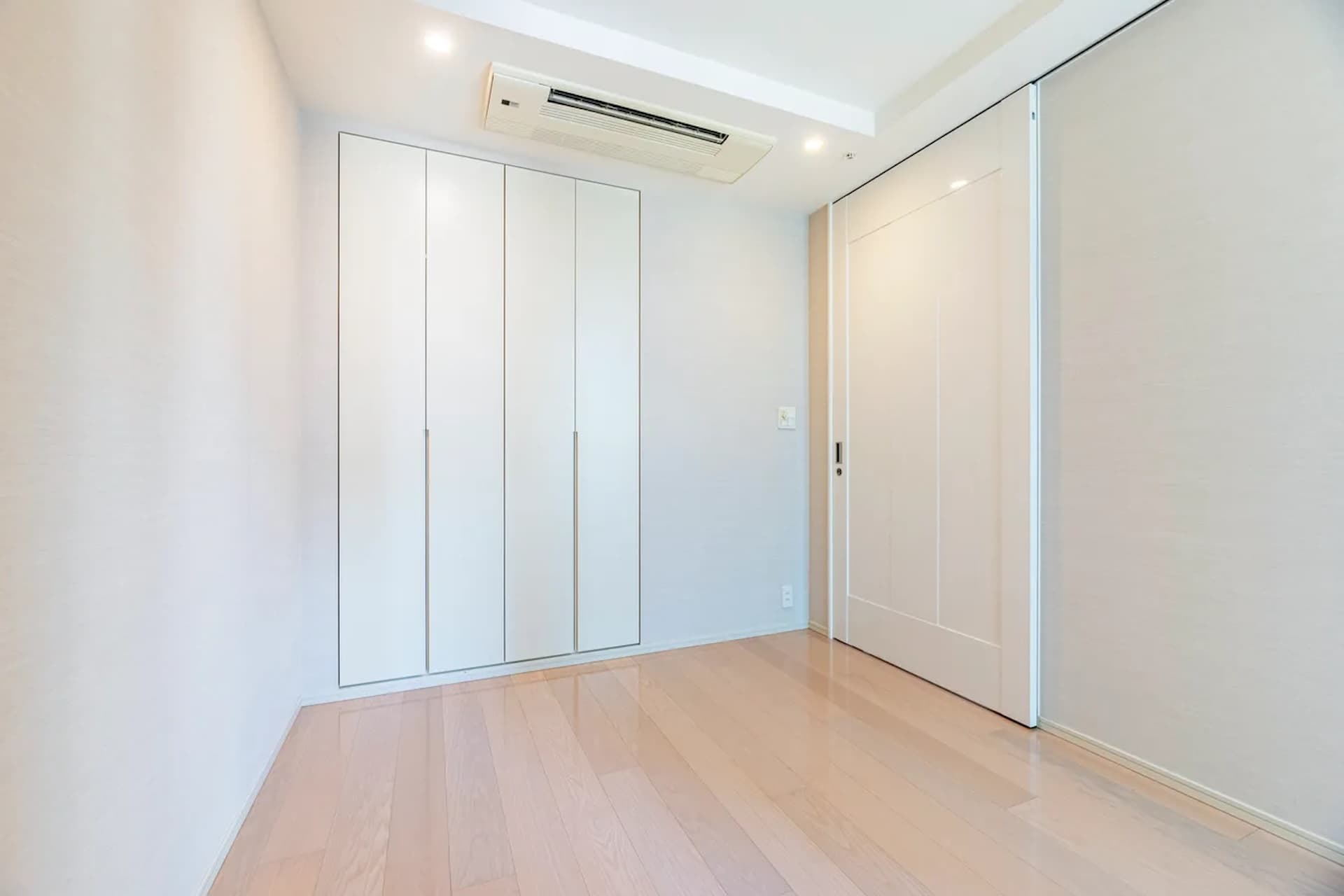 Park Court Roppongi Hilltop13.jpg