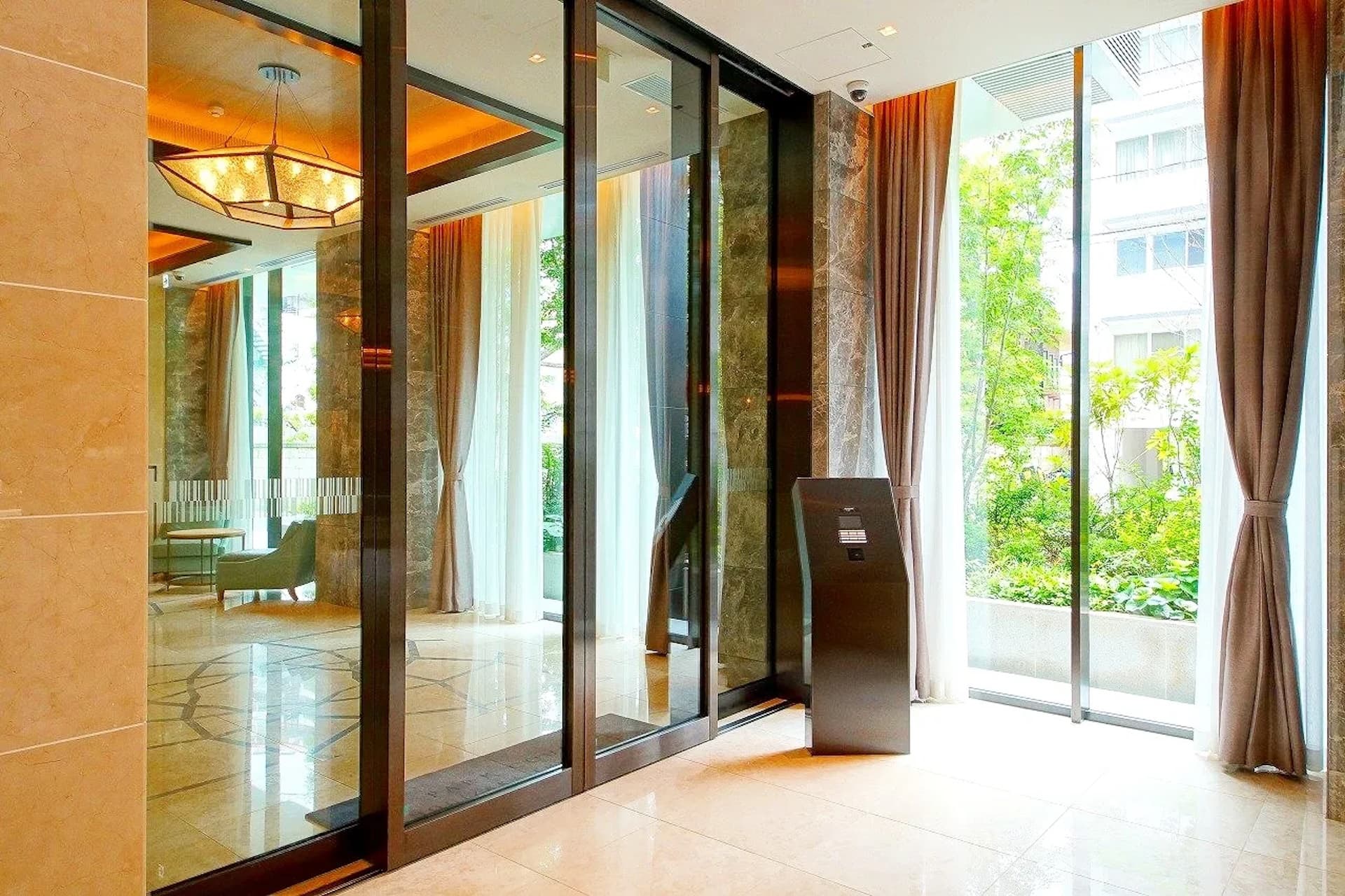 Park Court Nogizaka The Tower 3.jpg