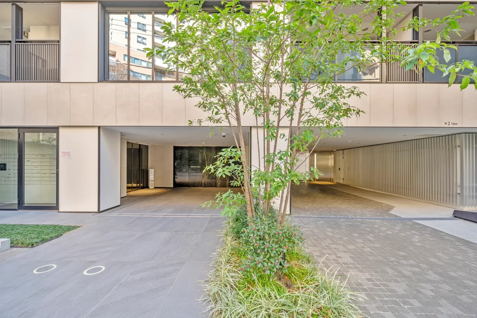 ATLAS EBISU KAGEOKA4.jpg