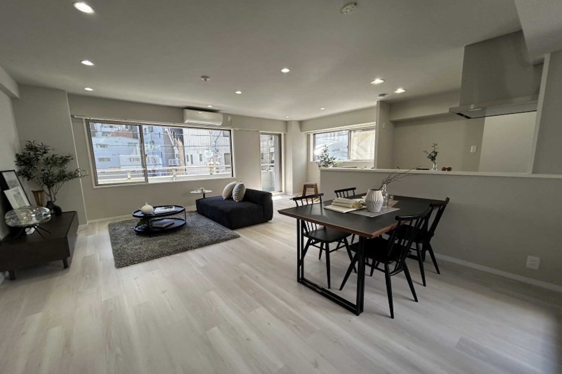 Shibakoen Apartments 1.jpg