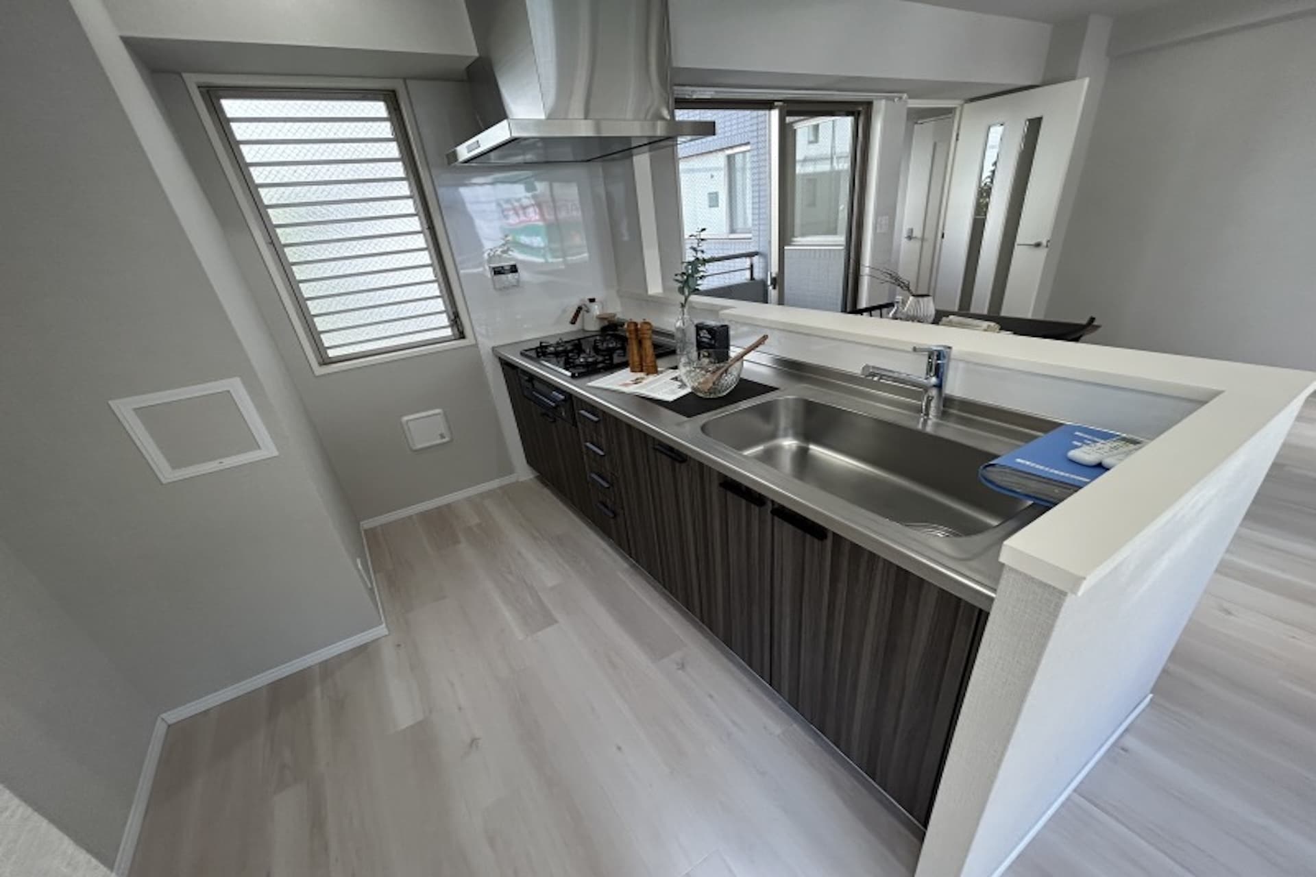 Shibakoen Apartments 3.jpg