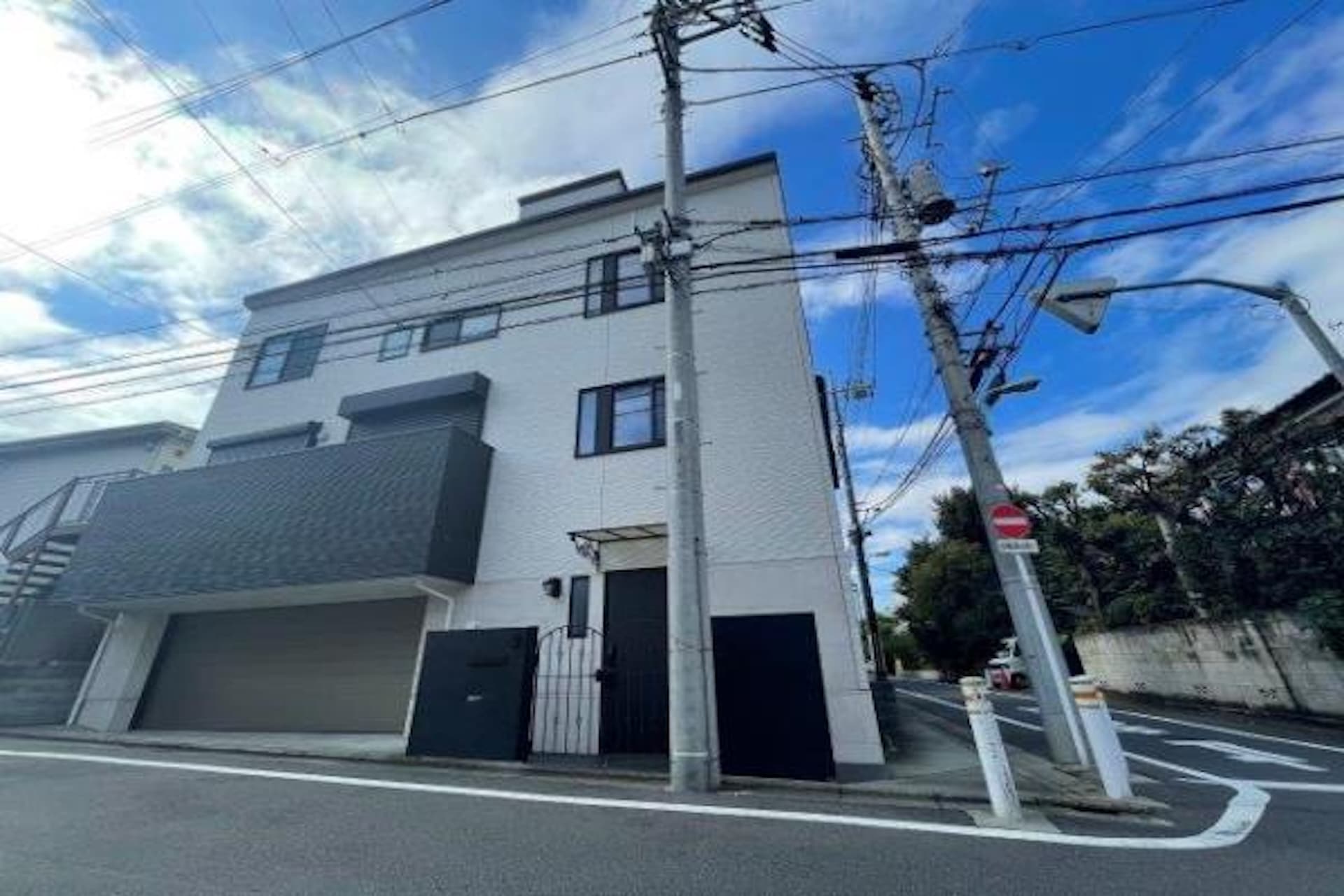 Meguro  Minami 2-chome,   house13.jpg