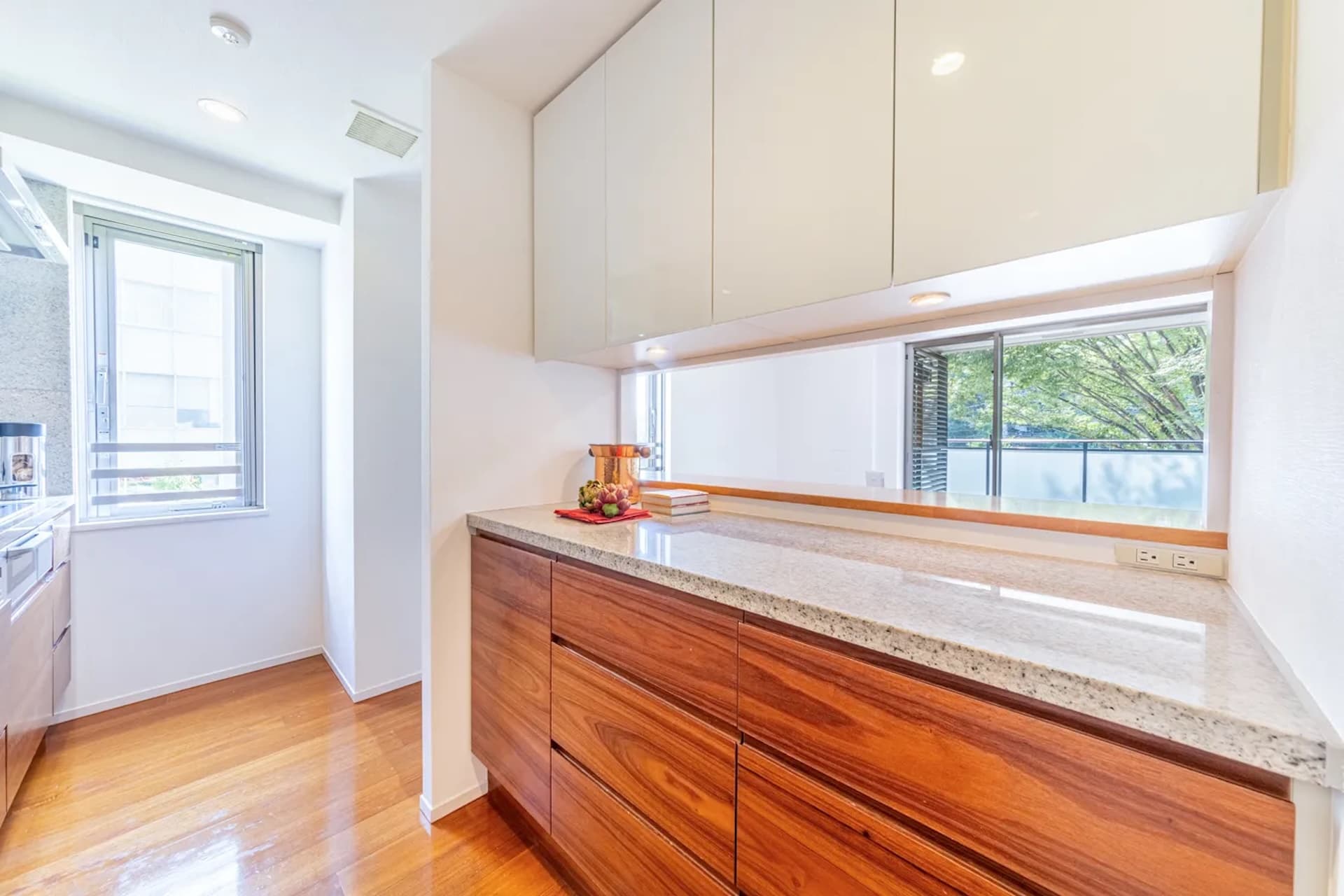 Hiroo Garden Forest Building B17.jpg