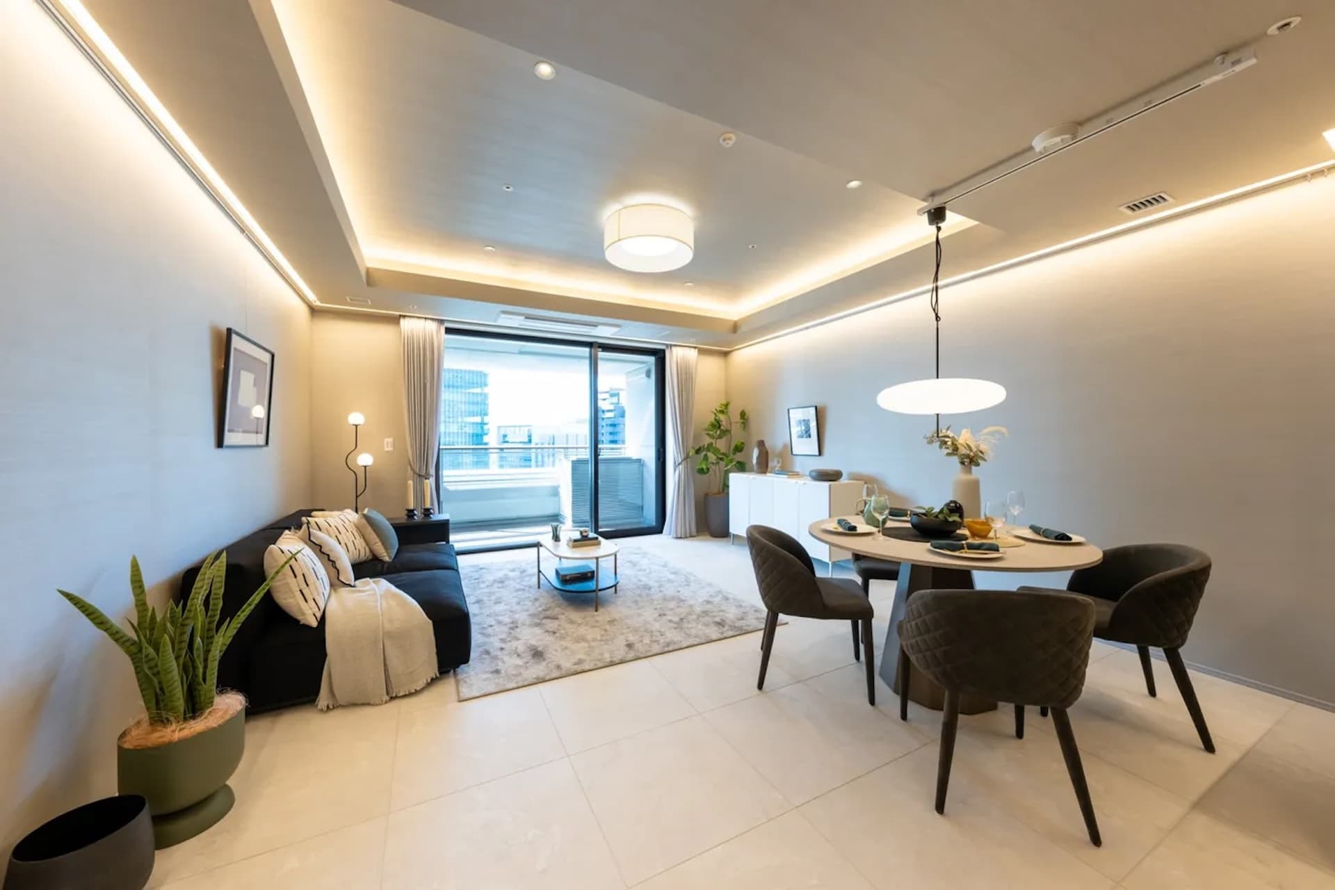 Ark Hills Sengokuyama Residence2.jpg