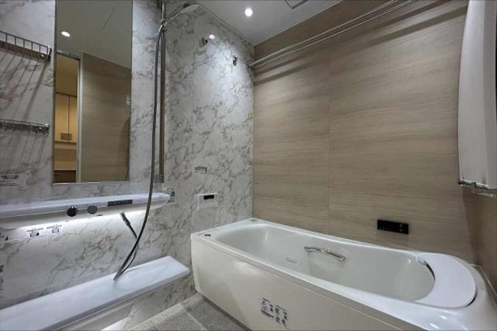 Duo Scala Nishiazabu Tower West7.jpeg