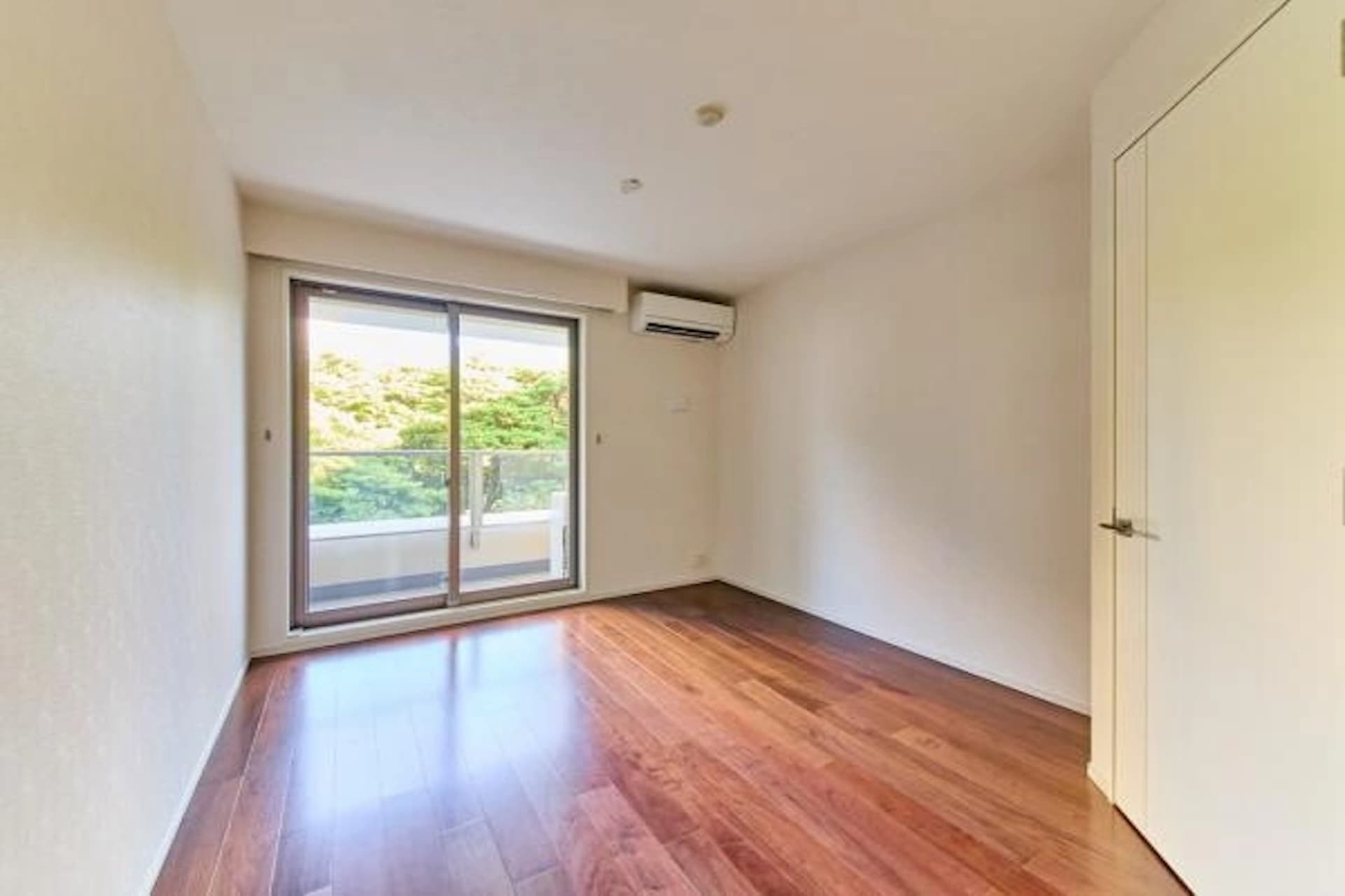 Park Court Toranomon Atago Tower8.jpg