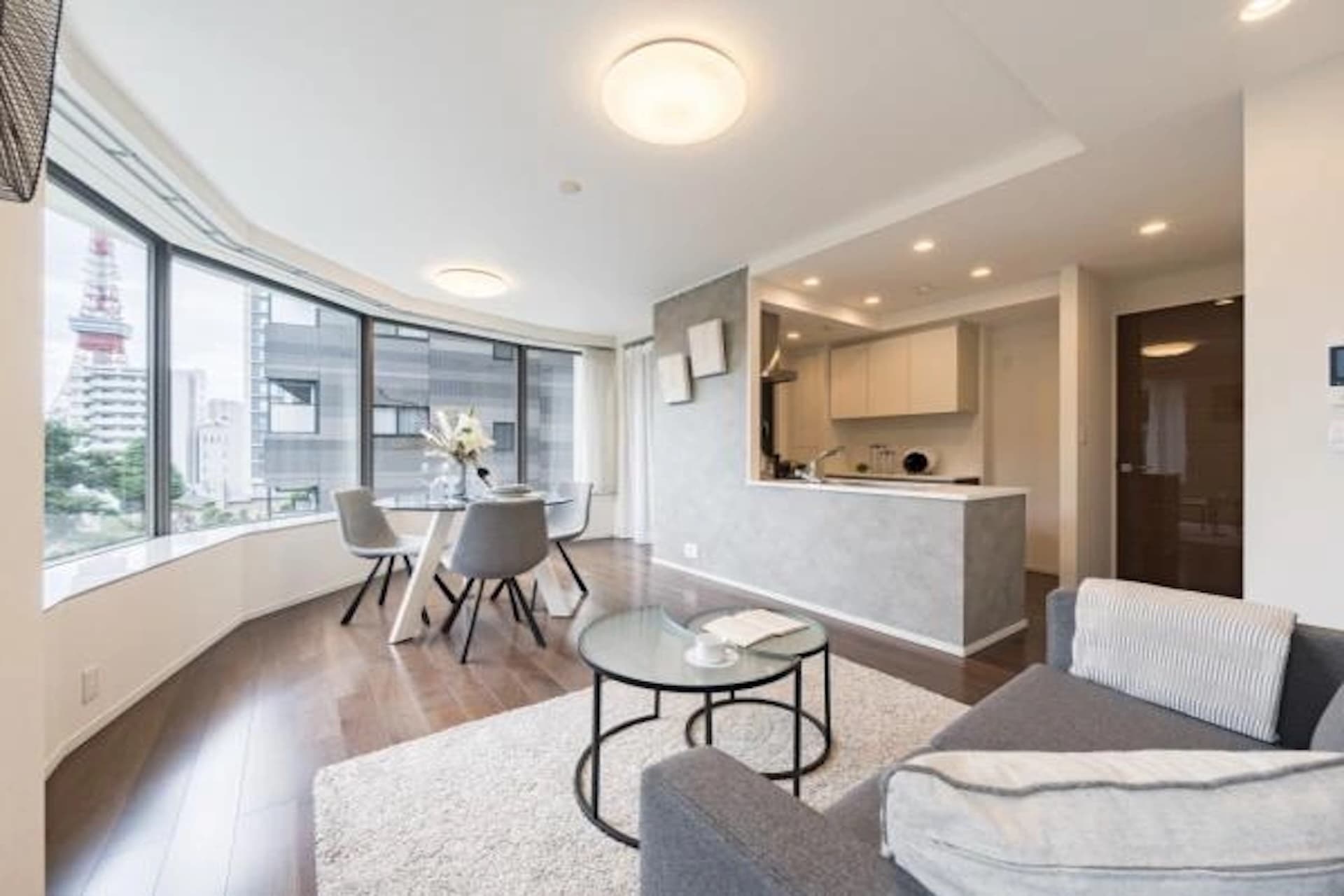 Park Court Toranomon Atago Tower4.jpg