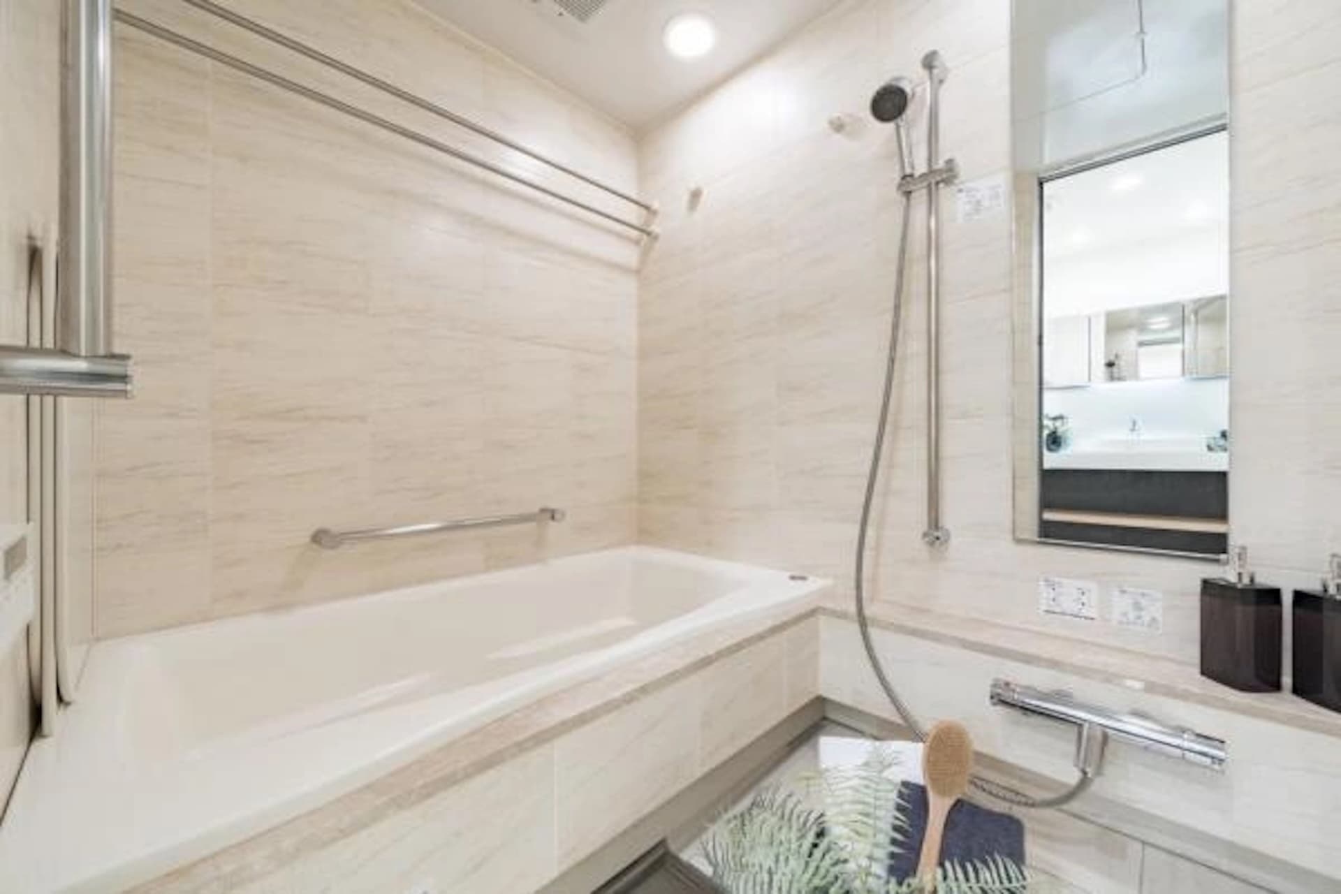 Park Court Toranomon Atago Tower7.jpg