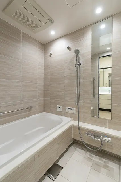 World Tower Residence 1813 4.webp