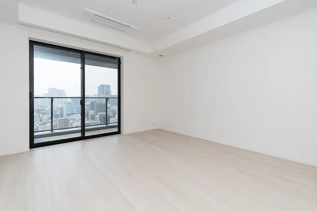 World Tower Residence 1813 2.webp